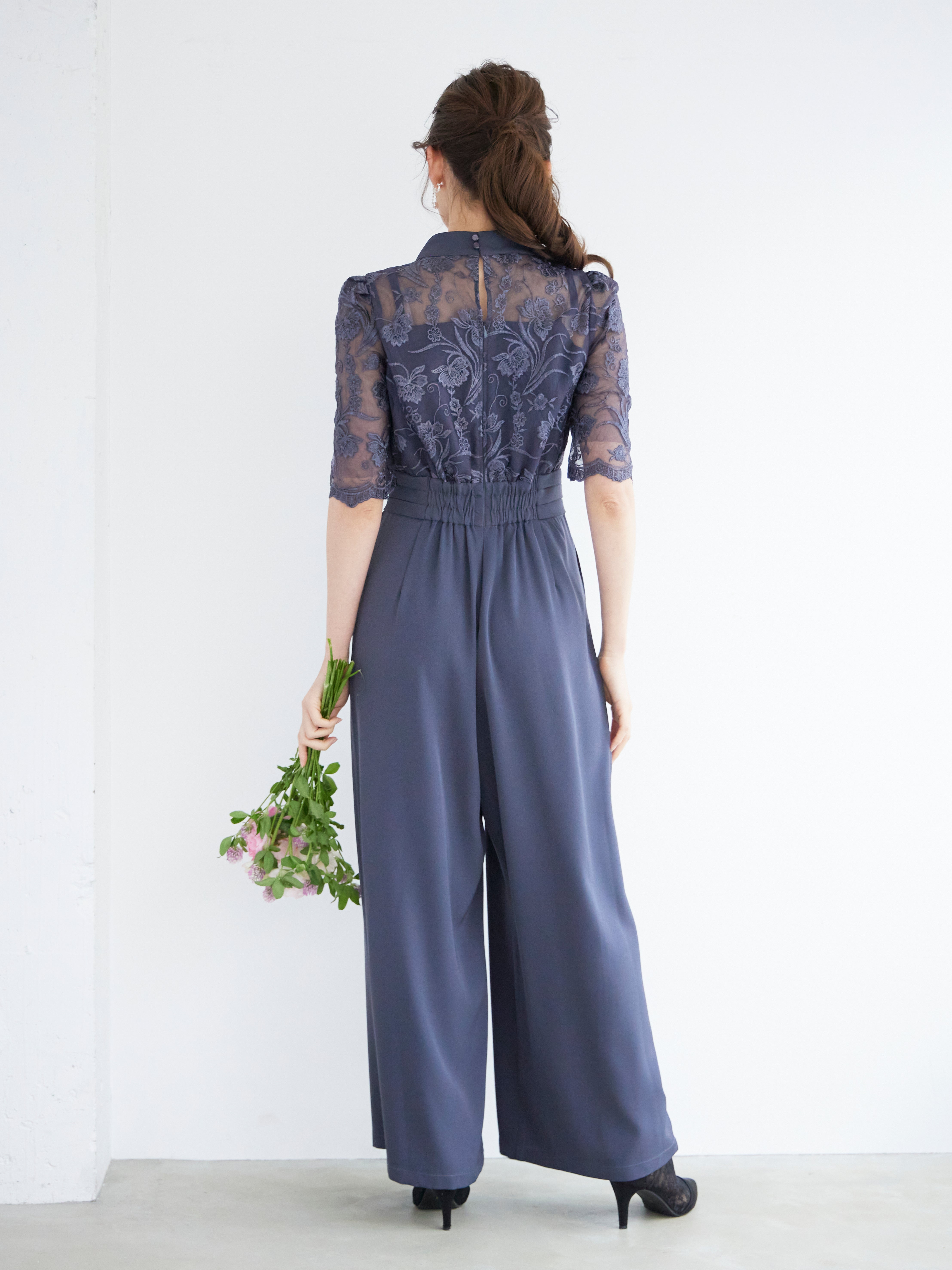 [レンタル] BELINDA DE CAPRIS 刺繍レース オールインワン パンツドレス グレーの宅配レンタル - 4