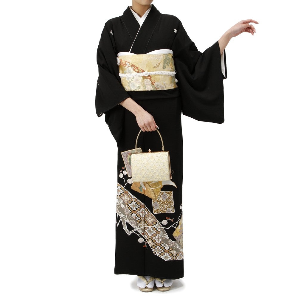 黒留袖 刺繍入り 着物　帯　バック　靴 長襦袢一式おまとめ　1度着用品 レンタル] 留袖セット スクエア柄 (長襦袢、帯、和装小物一式