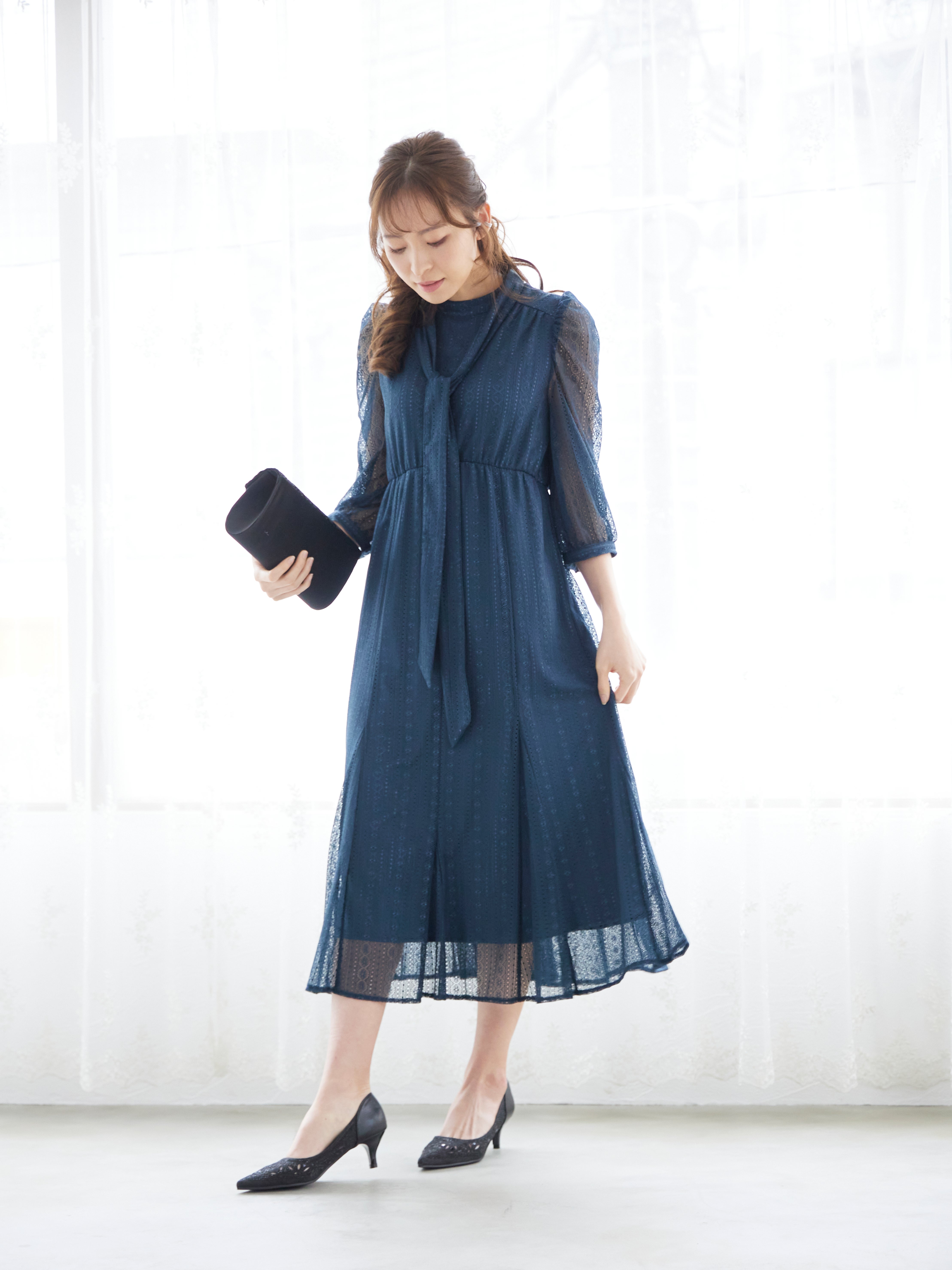 [レンタル] BELINDA DE CAPRIS リボン付きギャザースリーブ レースワンピースドレス ネイビーの宅配レンタル - 3