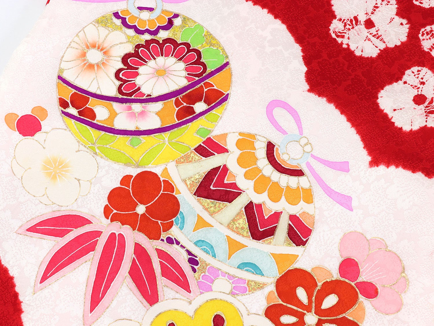 [レンタル] 女の子 お宮参り 産着 レンタル6点フルセット 正絹 鈴に雲取りに梅 赤色の宅配レンタル - 4