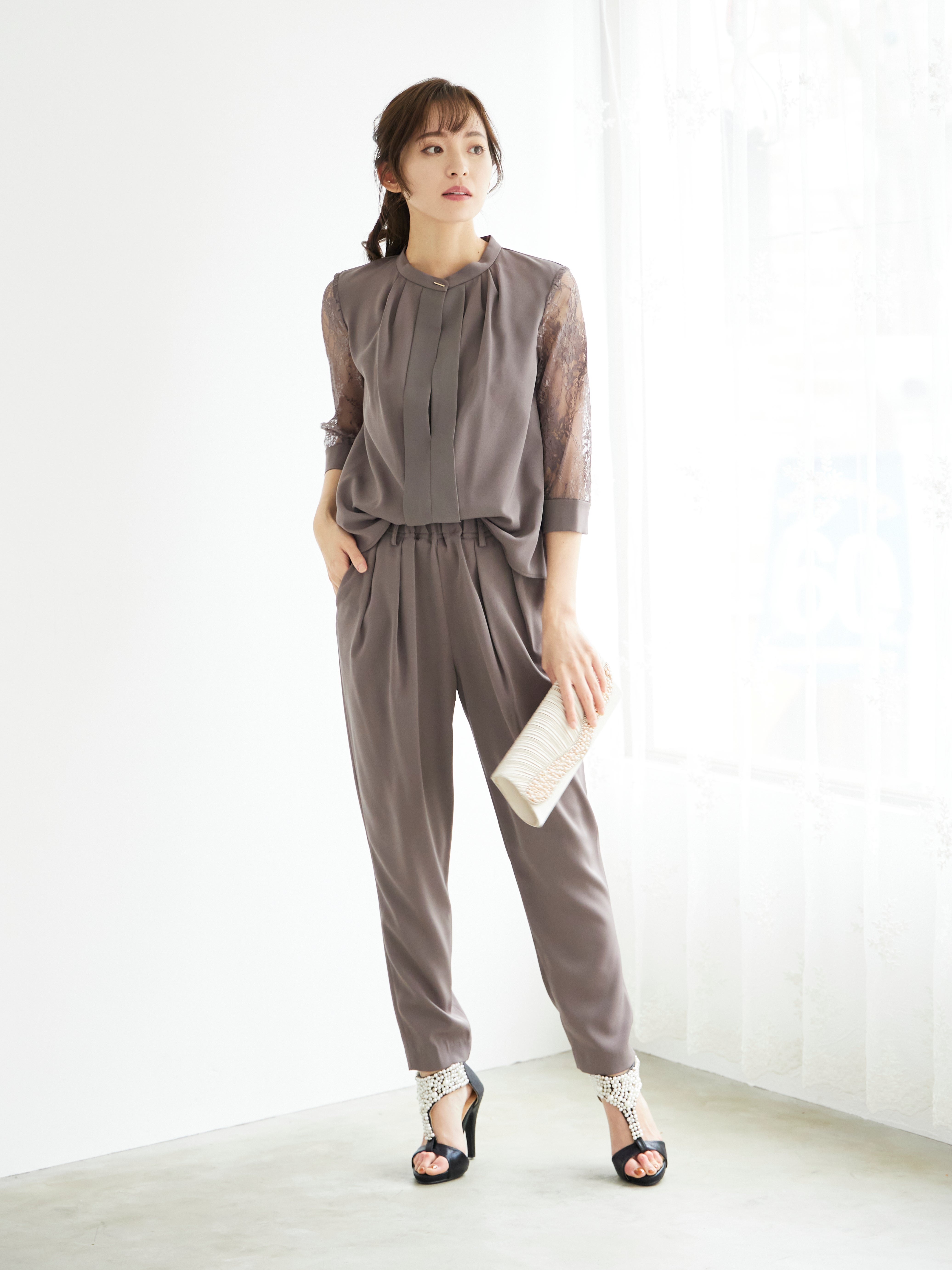 [レンタル] BELINDA DE CAPRIS 前開きブラウス セットアップ テーパードパンツドレス モカの宅配レンタル - 3