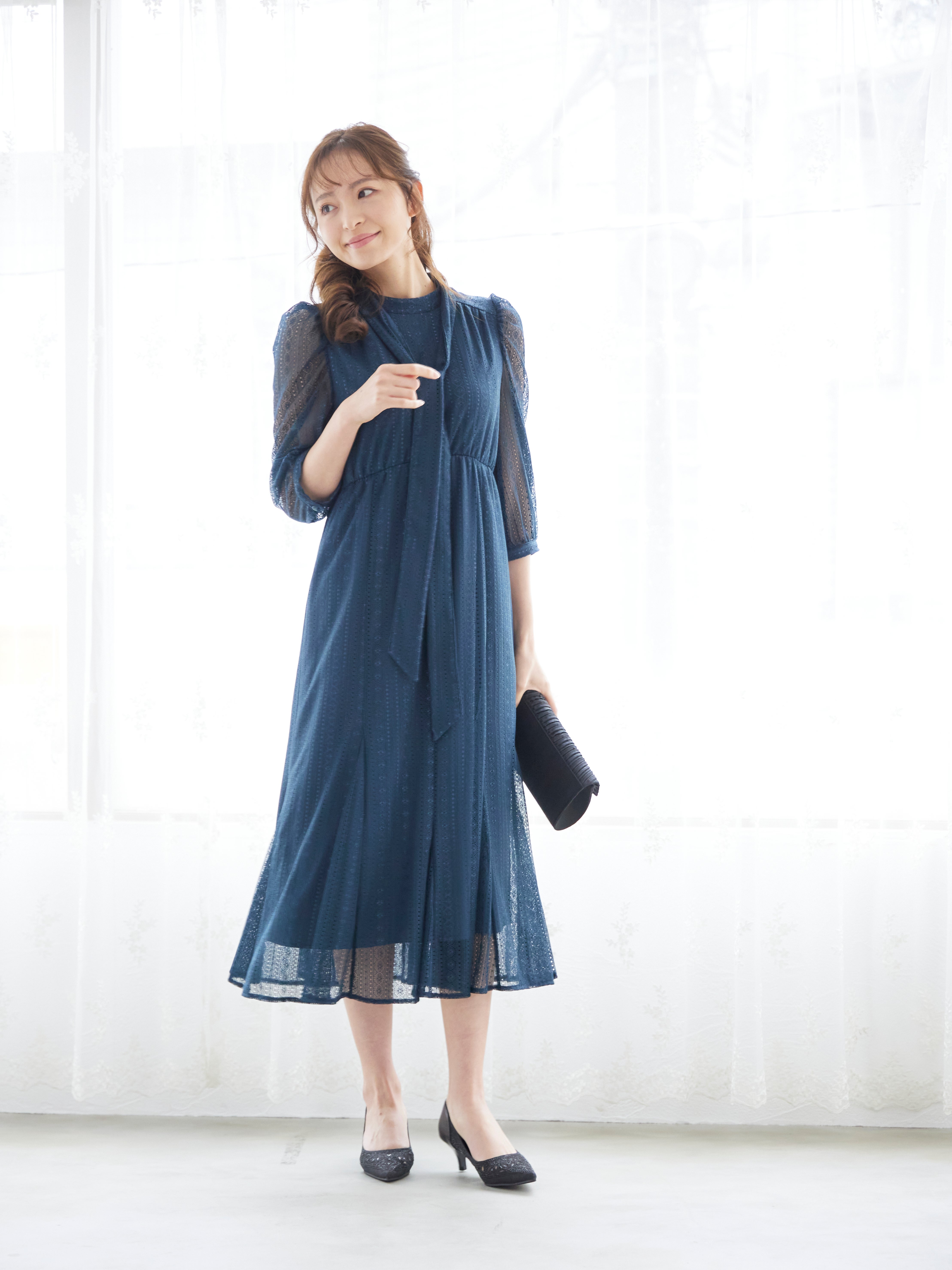 [レンタル] BELINDA DE CAPRIS リボン付きギャザースリーブ レースワンピースドレス ネイビーの宅配レンタル - 4