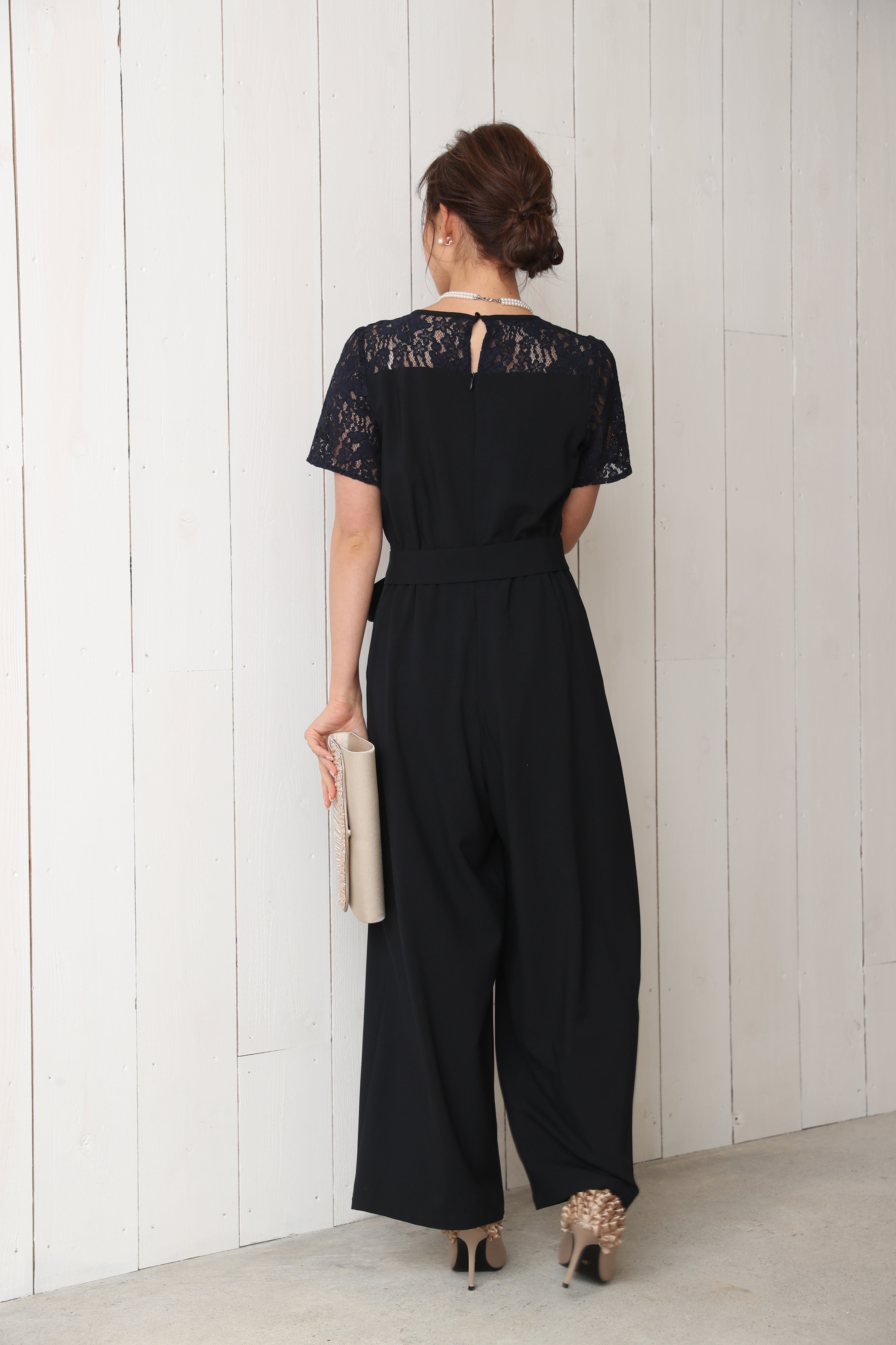 [レンタル] BELINDA DE CAPRIS 袖付きタックテーパード オールインワン パンツドレス ネイビーの宅配レンタル - 14