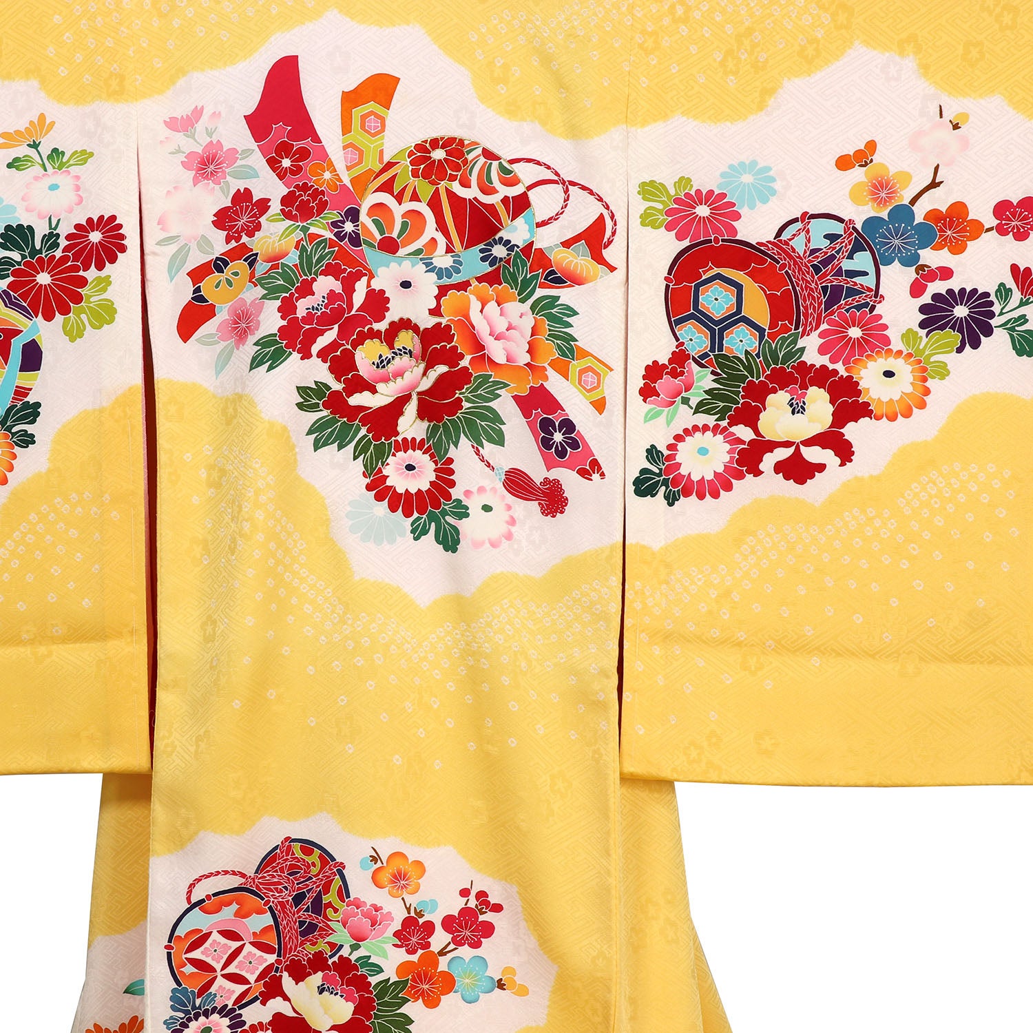 [レンタル] 女の子 お宮参り 産着 レンタル6点フルセット 正絹 鞠と鼓 紗綾形の黄色色の宅配レンタル - 3