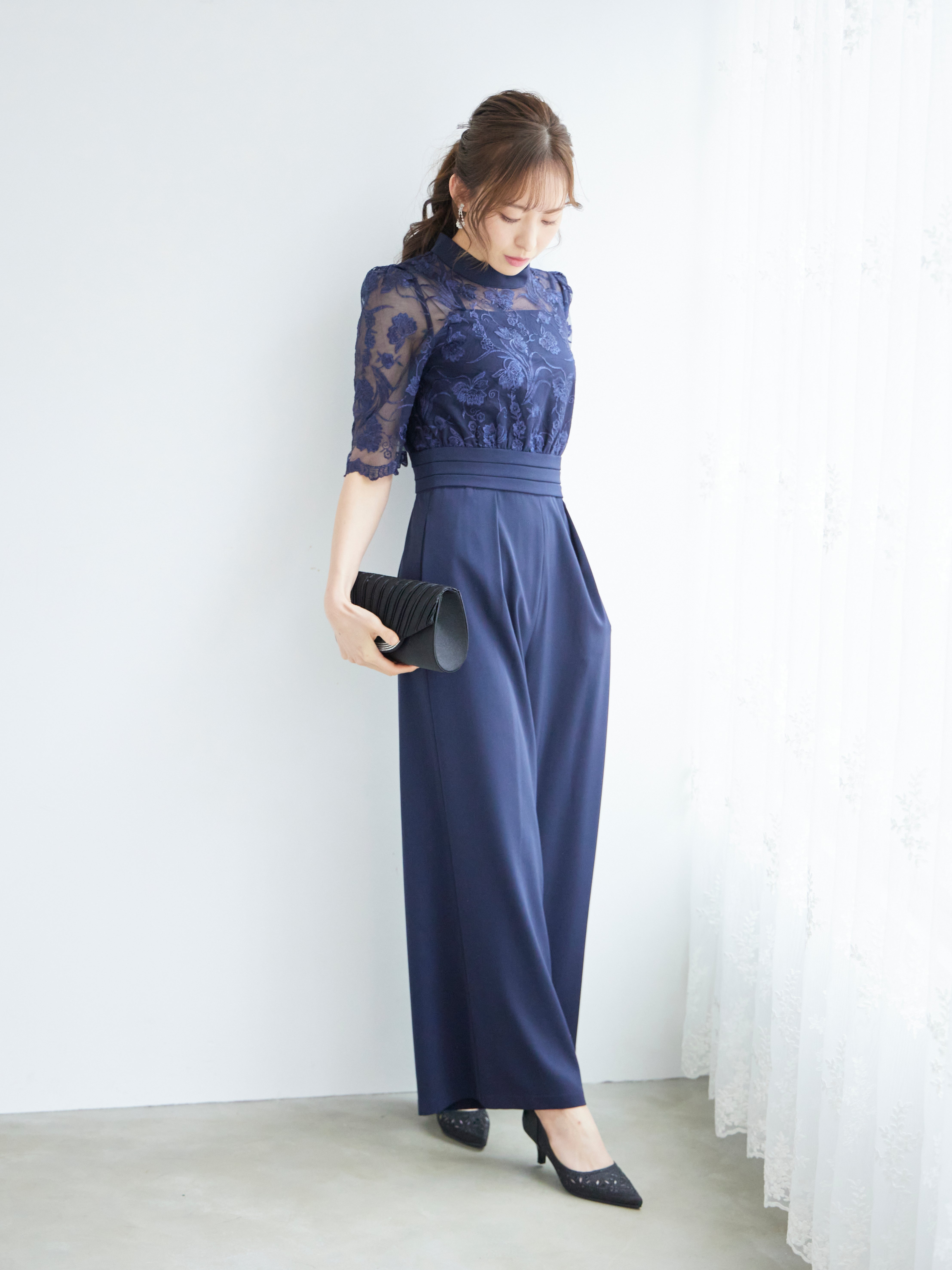 [レンタル] BELINDA DE CAPRIS 刺繍レース オールインワン パンツドレス ネイビーの宅配レンタル - 2