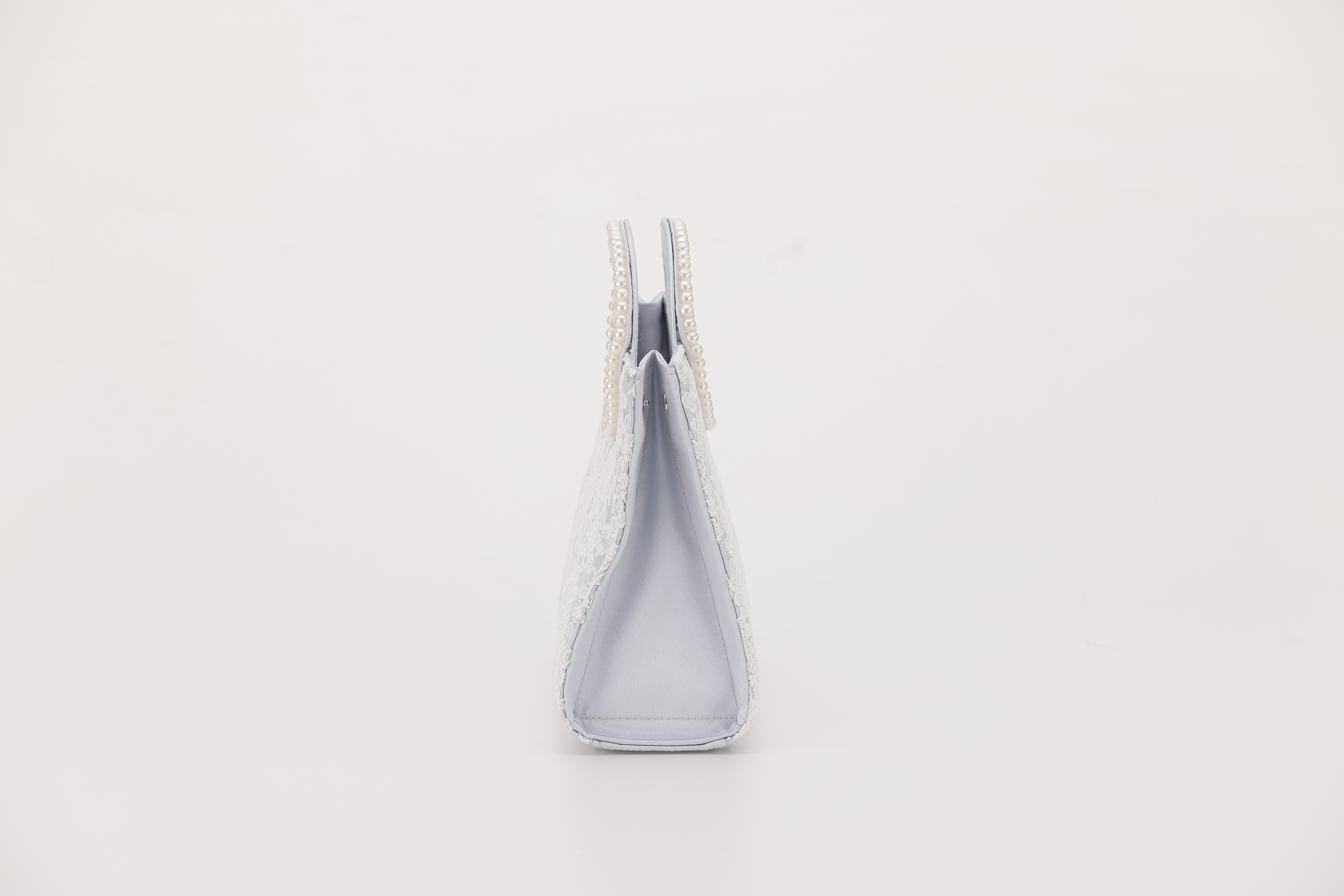 [レンタル] アートマリー ハンドパール刺繍パーティーバッグ シルバーの宅配レンタル - 3