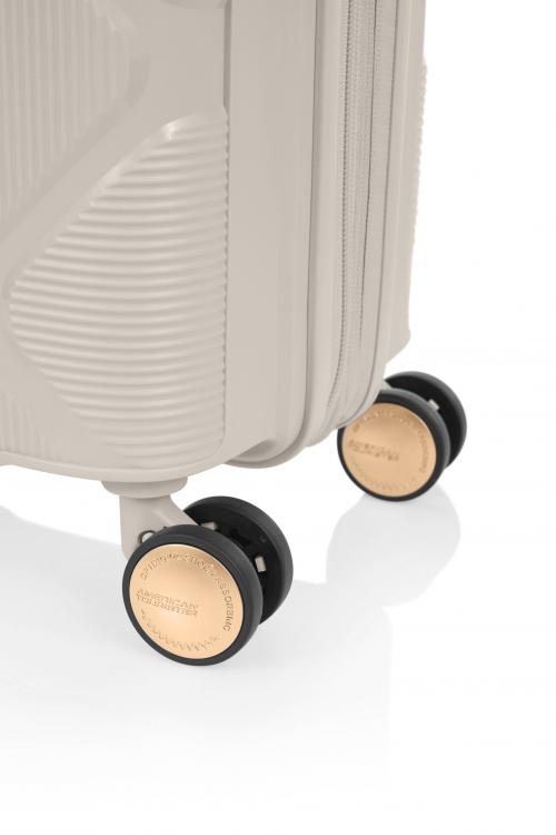 [レンタル] [1-3泊向けサイズ]アメリカンツーリスター インスタゴン スピナー55EXP 35L/拡張時42Lハード スーツケースの宅配レンタル - 26