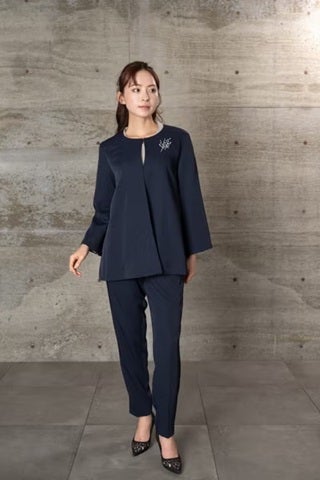 [レンタル] BELINDA DE CAPRIS ノーカラーAラインジャケット テーパード2P レディーススーツの宅配レンタル - 2