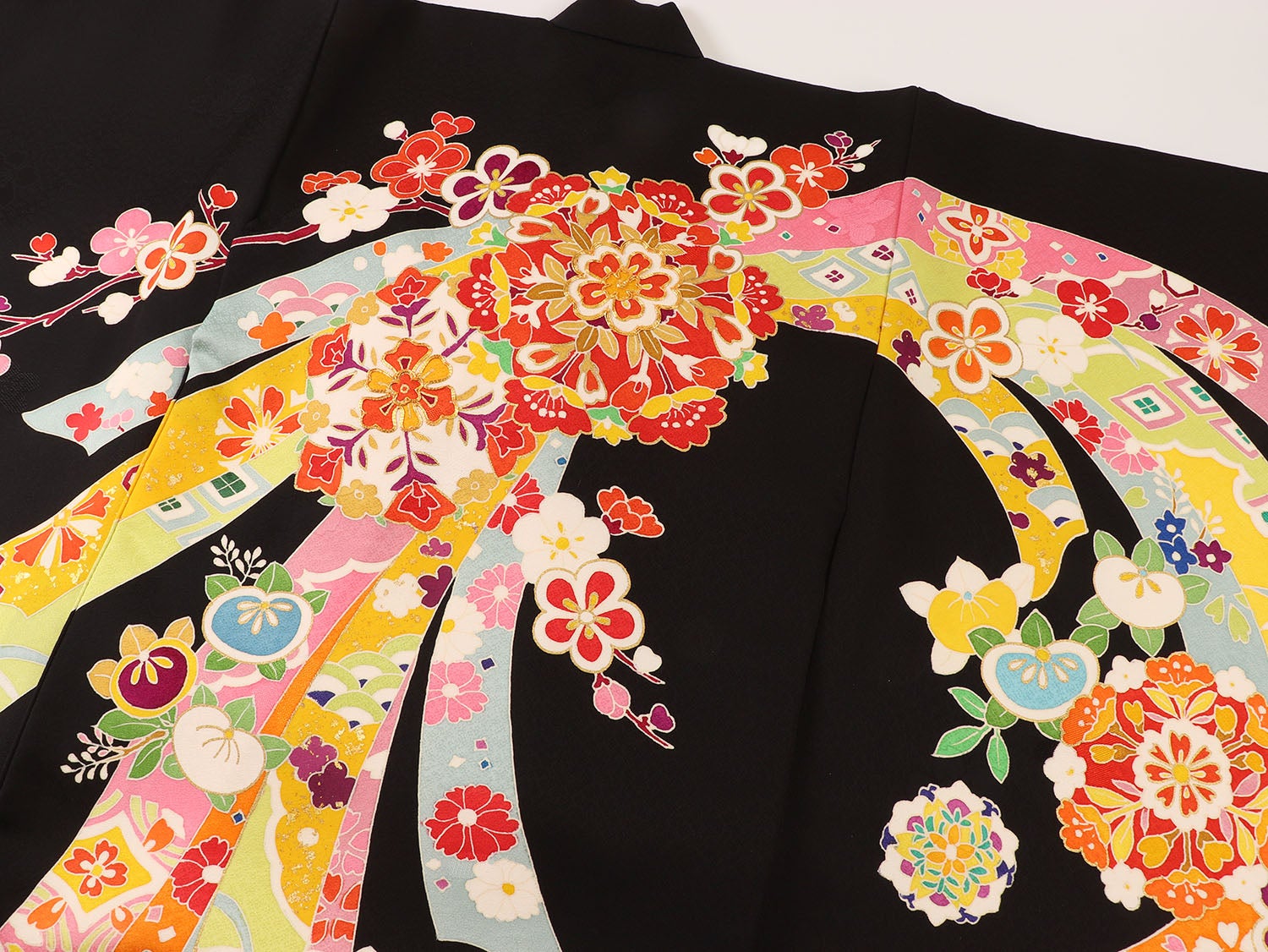 [レンタル] 女の子 お宮参り 産着 レンタル6点フルセット 正絹 花と束熨斗 黒色の宅配レンタル - 4