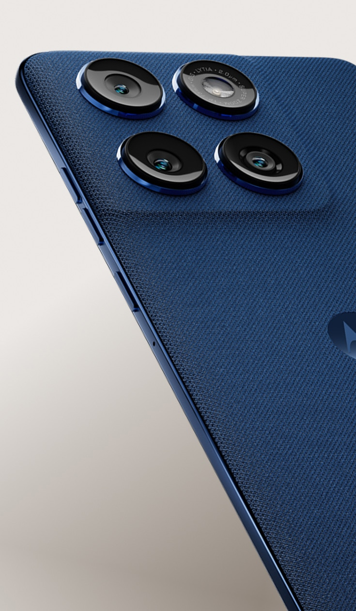 MOTOROLA edge 60 ジブラルタルシーネイビー 背面質感 - 12