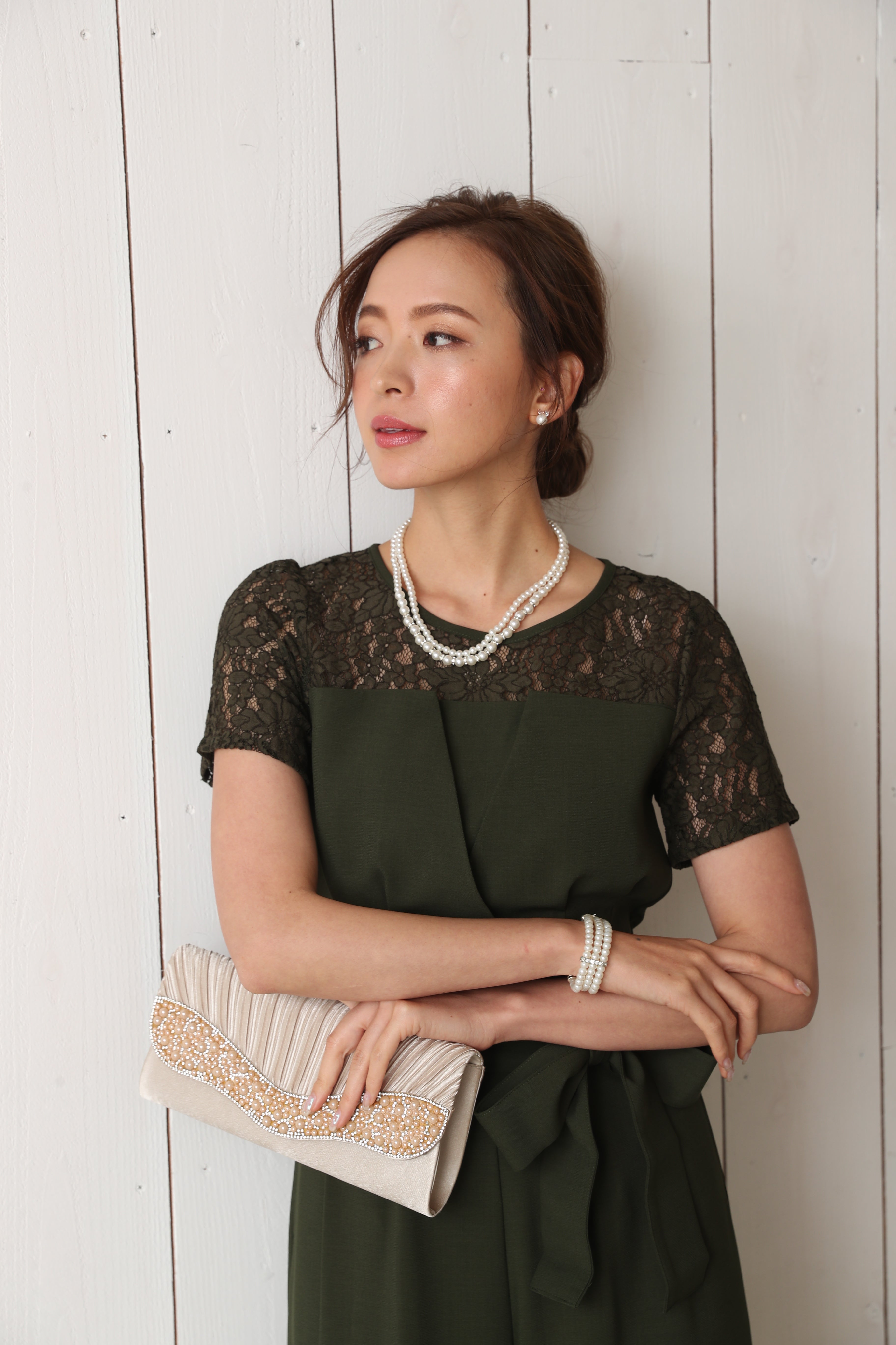 [レンタル] BELINDA DE CAPRIS 袖付きタックテーパード オールインワン パンツドレス カーキの宅配レンタル - 26