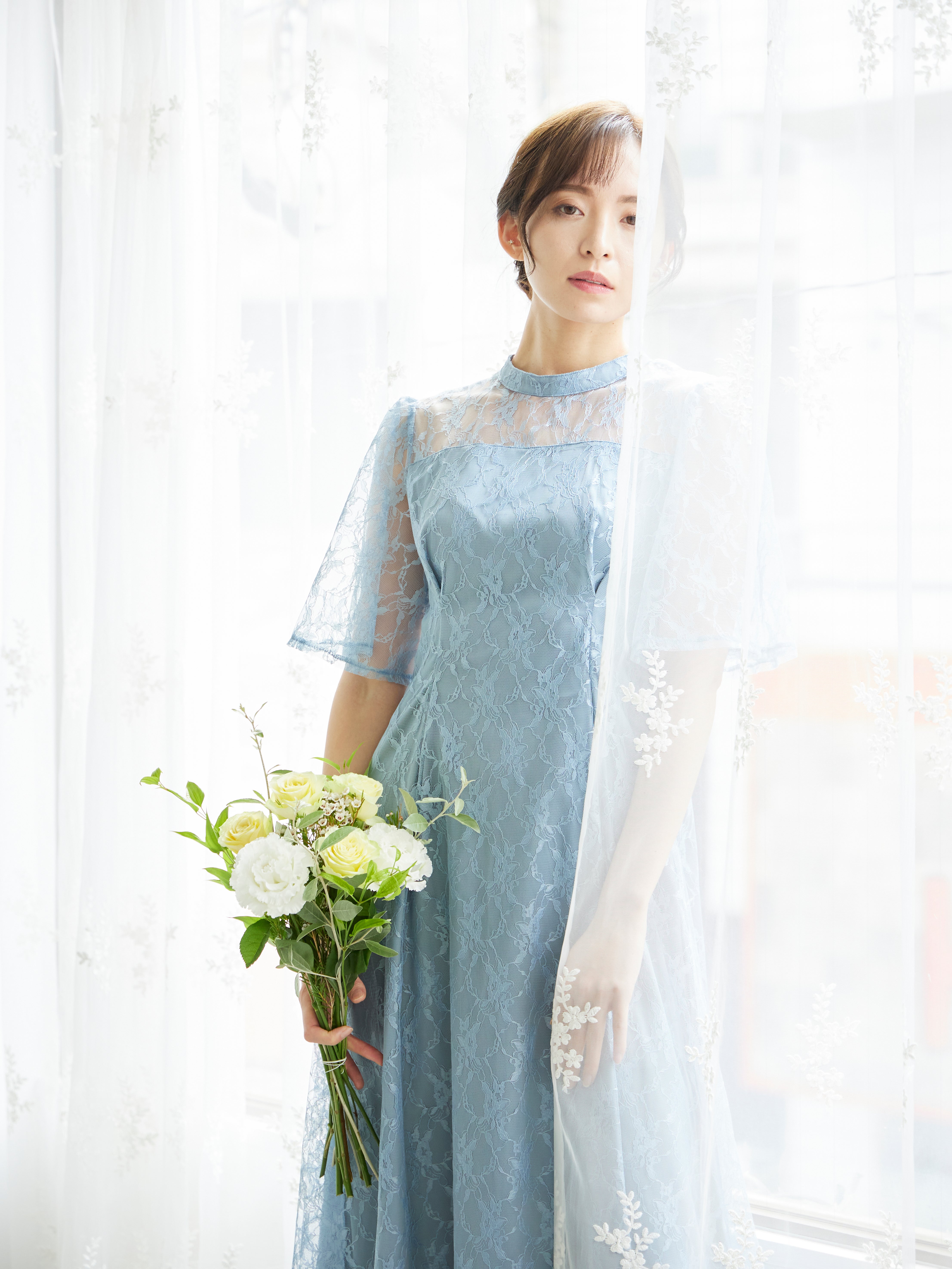 [レンタル] BELINDA DE CAPRIS 総レースフレア袖 ハイネック ワンピースドレス サックスブルーの宅配レンタル - 14