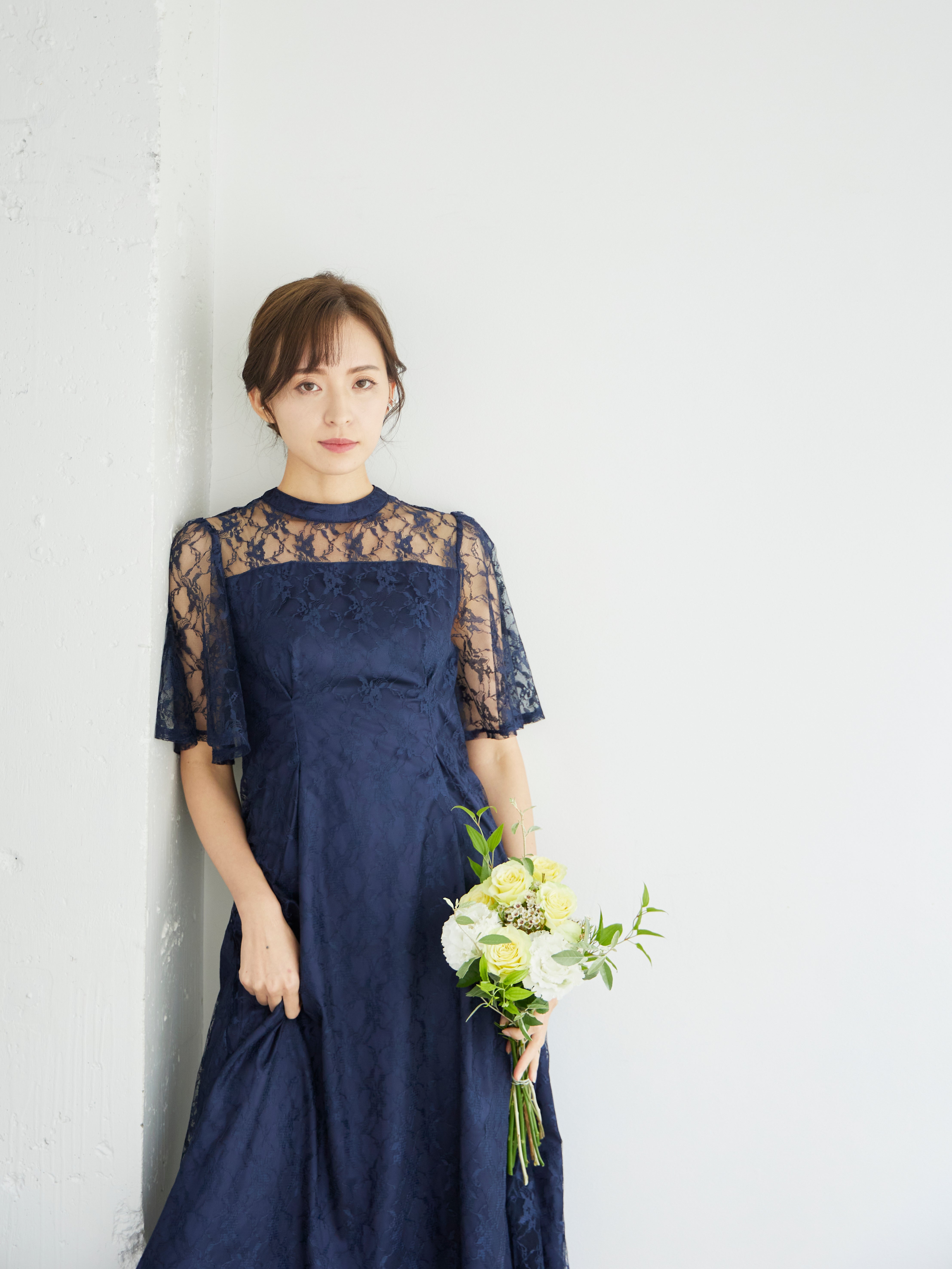 [レンタル] BELINDA DE CAPRIS 総レースフレア袖 ハイネック ワンピースドレス ネイビーの宅配レンタル - 16