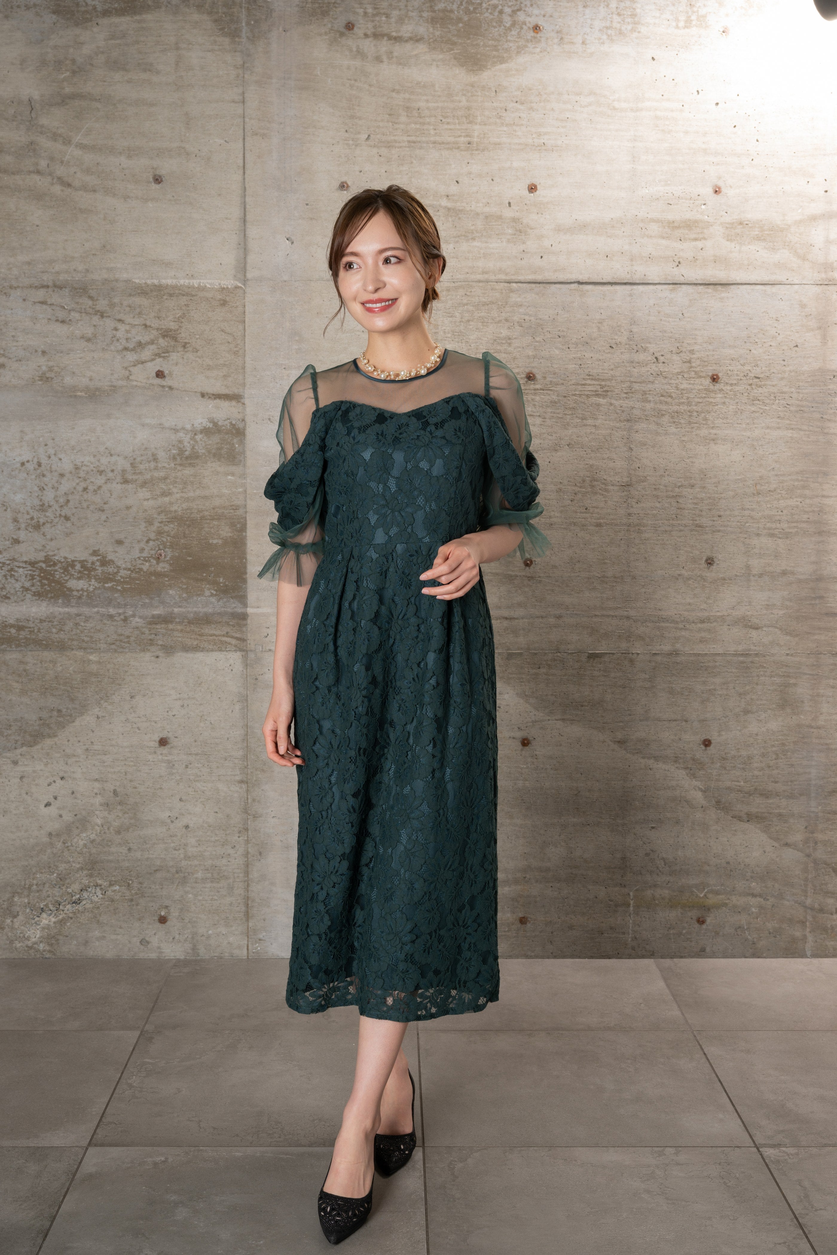 レンタル] BELINDA DE CAPRIS レースオフショルチュールワンピース