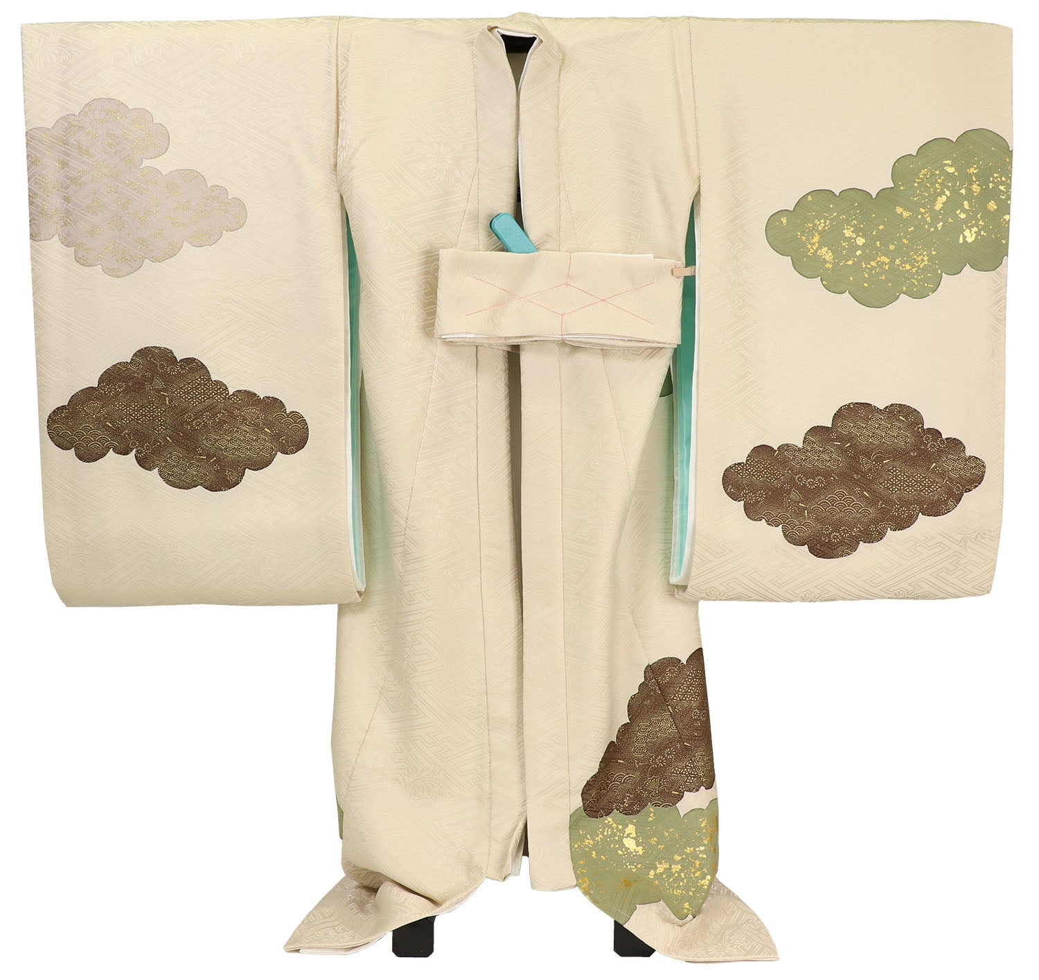 [レンタル] 男の子 お宮参り 産着 レンタル6点フルセット 正絹 雲取りに吉祥文様 紗綾形のベージュ色の宅配レンタル - 2