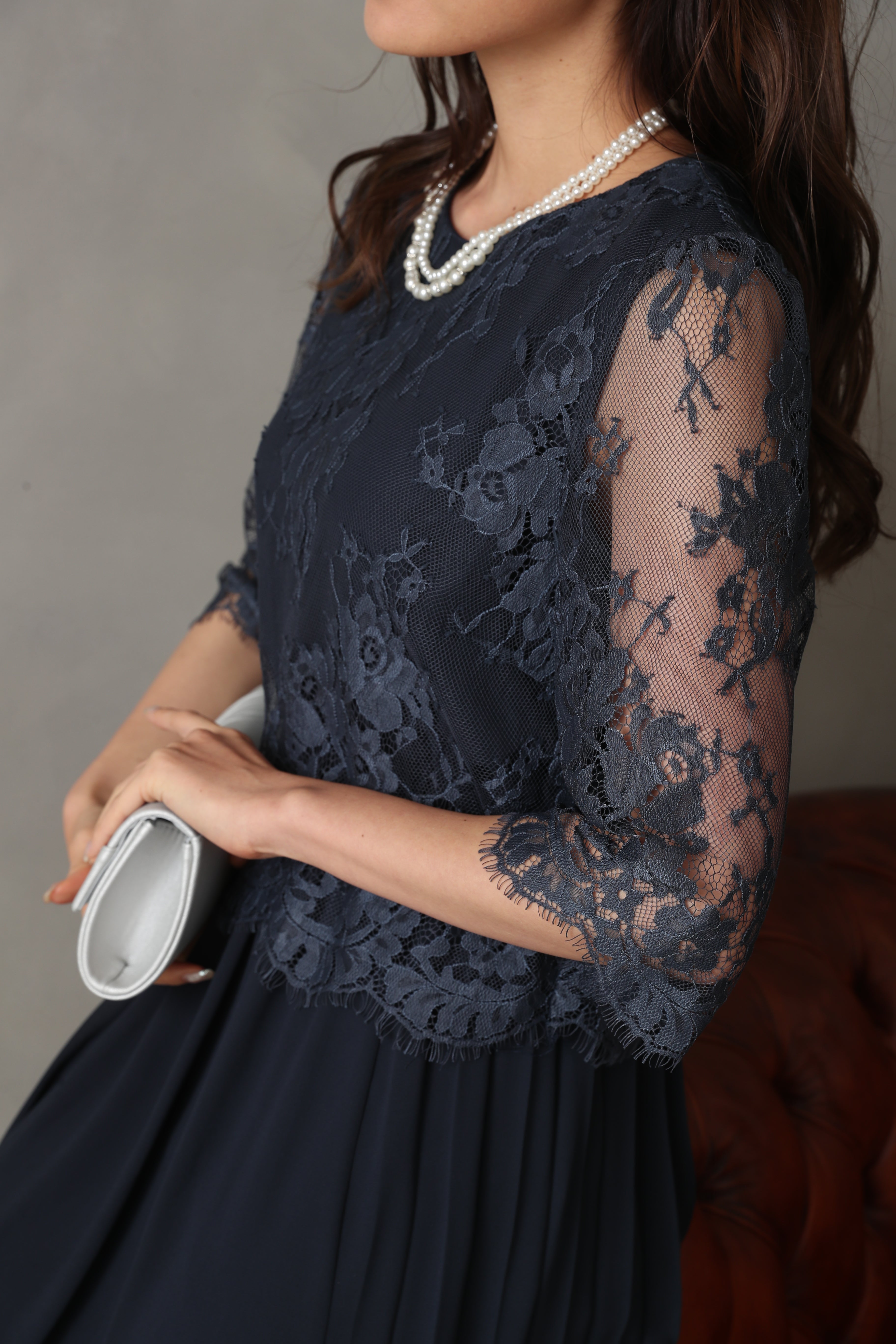 [レンタル] BELINDA DE CAPRIS サイドプリーツ レーススリーブ ワンピースドレス ネイビーの宅配レンタル - 48