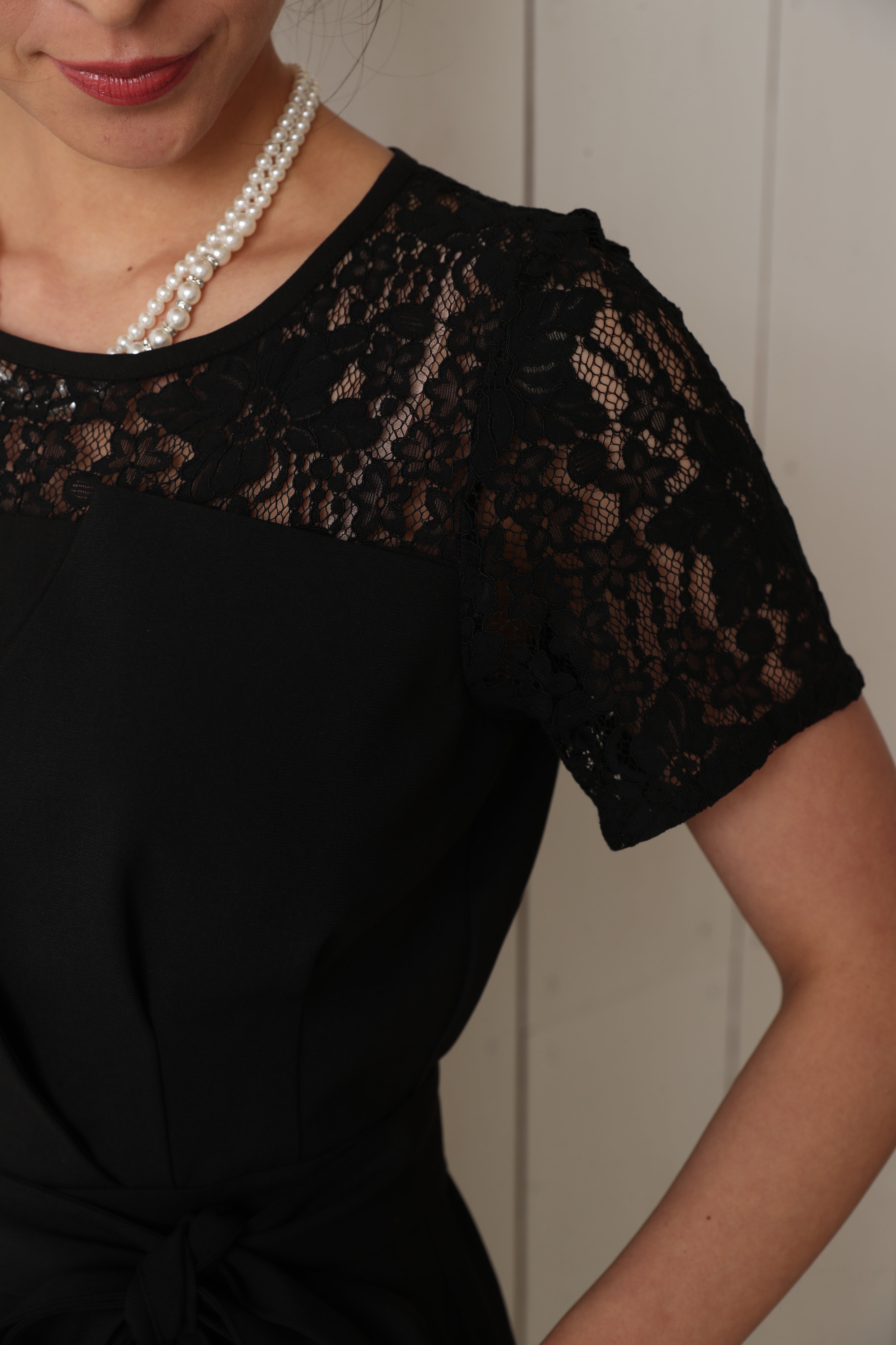 [レンタル] BELINDA DE CAPRIS 袖付きタックテーパード オールインワン パンツドレス ブラックの宅配レンタル - 39