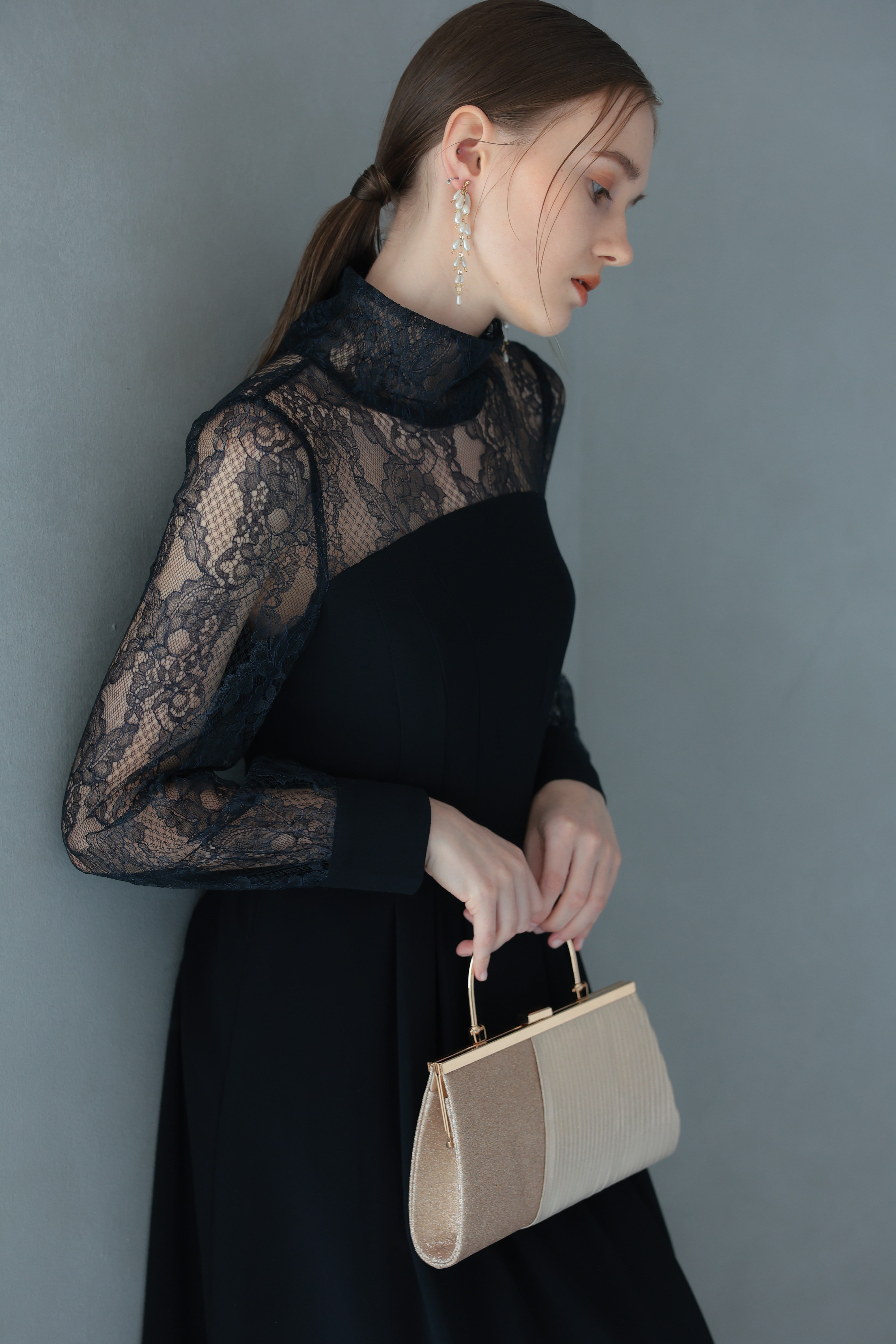 [レンタル] アートマリー グリッター プリーツ デザインパーティーバッグ ベージュの宅配レンタル - 6