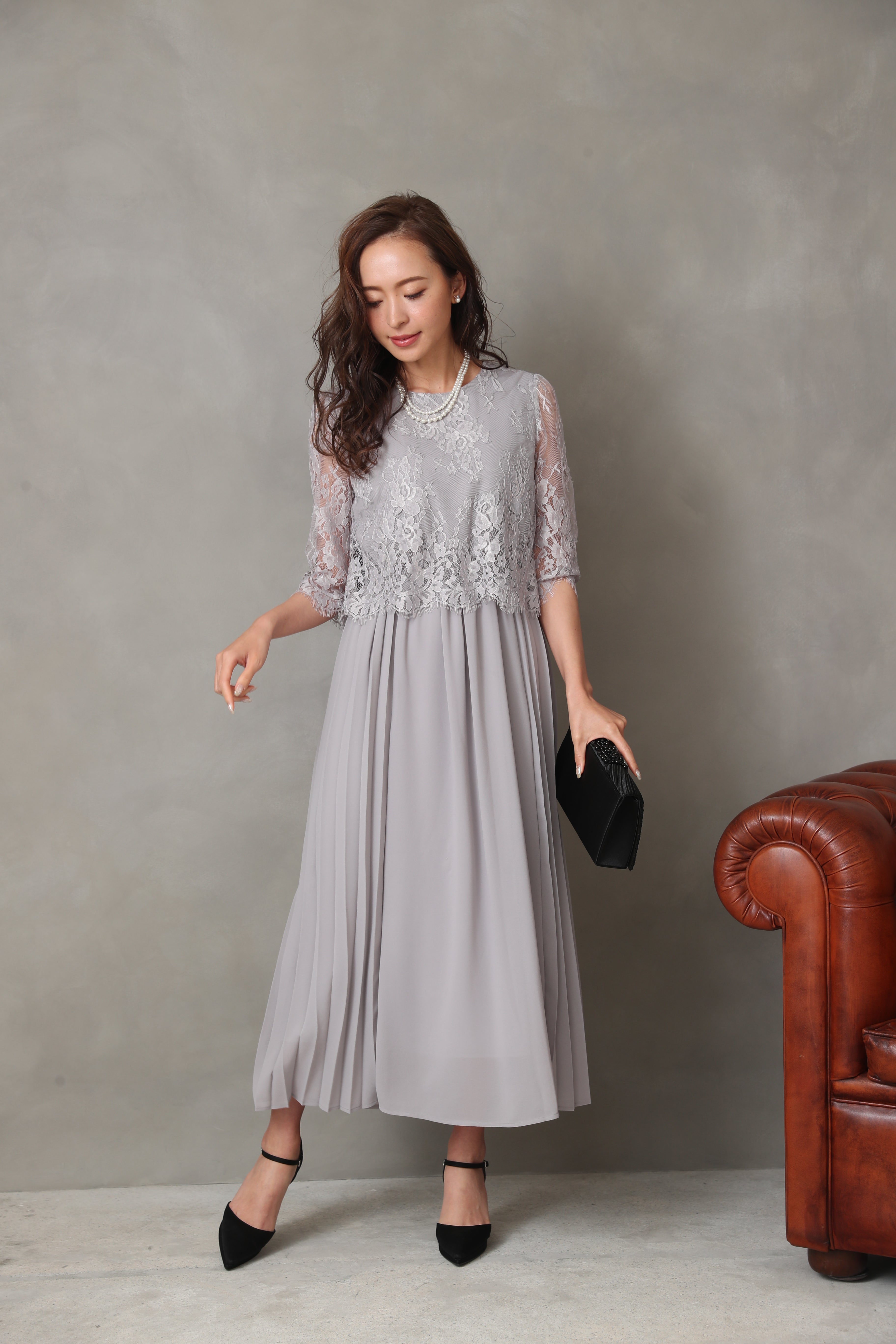 [レンタル] BELINDA DE CAPRIS サイドプリーツ レーススリーブ ワンピースドレス グレーの宅配レンタル - 11