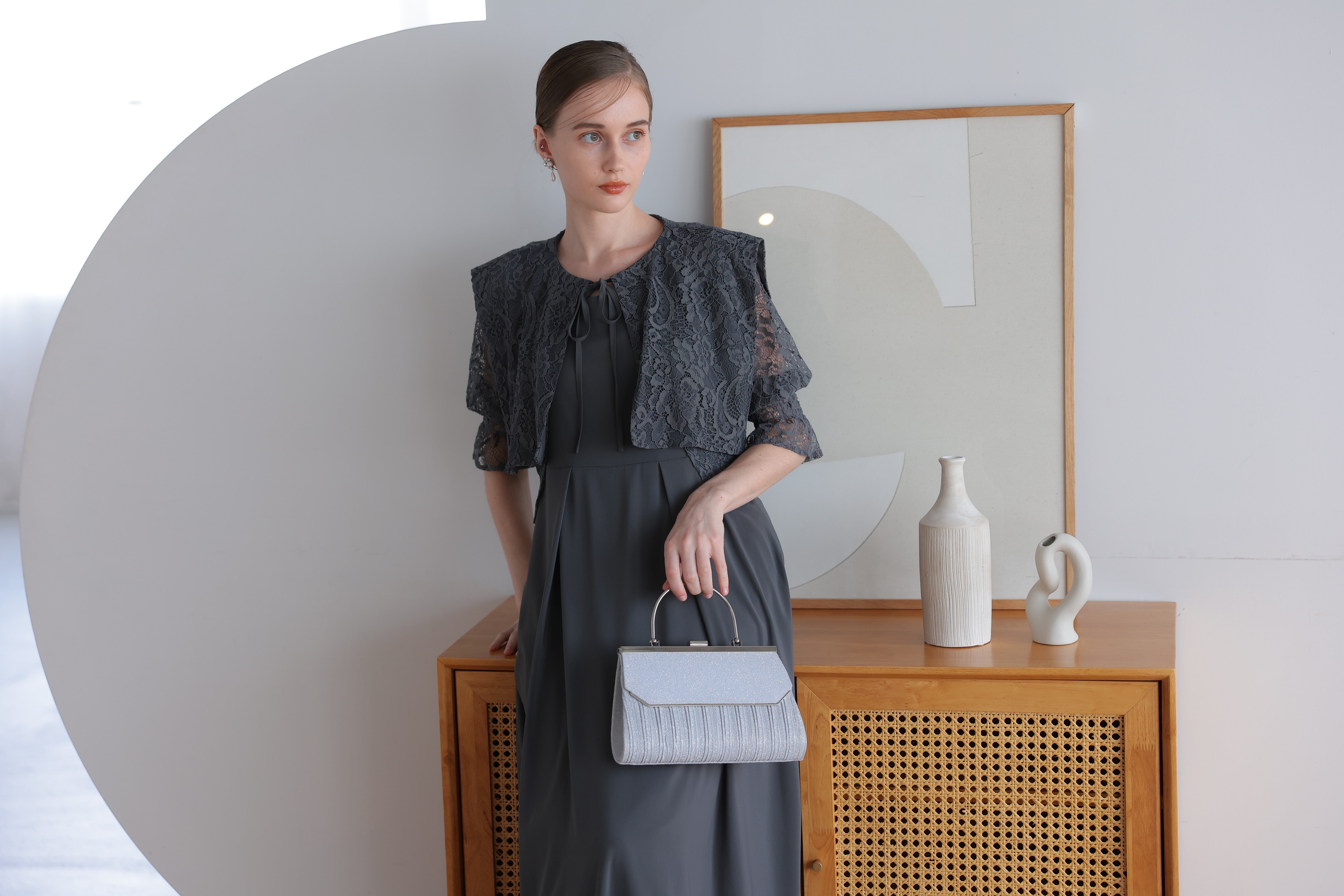 [レンタル] アートマリー ラメプリーツハンドル付きパーティーバッグ シルバーの宅配レンタル - 9