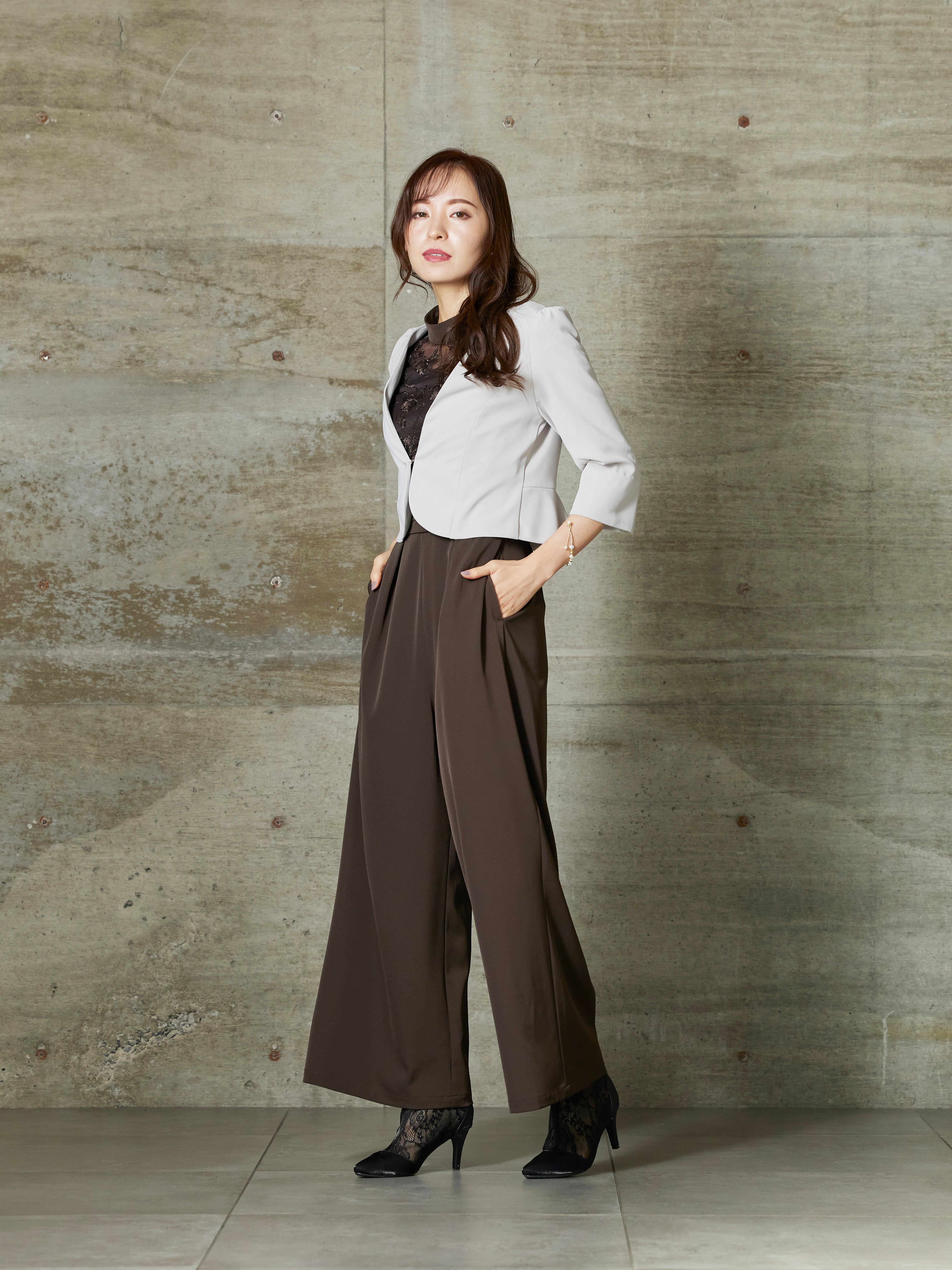 [レンタル] 【ジャケットのみ】BELINDA DE CAPRIS ペプラム ボレロジャケット ベージュの宅配レンタル - 2