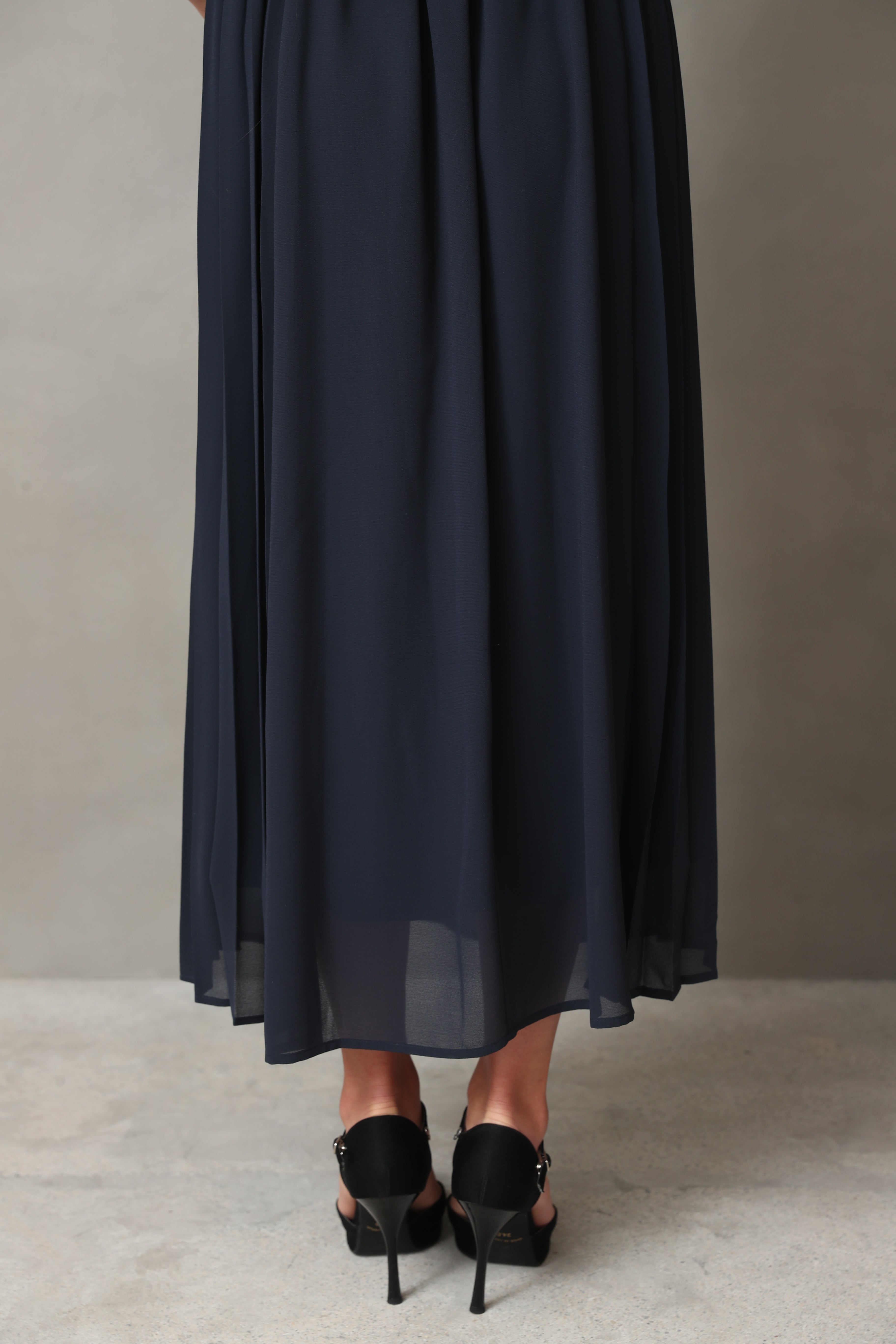 [レンタル] BELINDA DE CAPRIS サイドプリーツ レーススリーブ ワンピースドレス ネイビーの宅配レンタル - 27