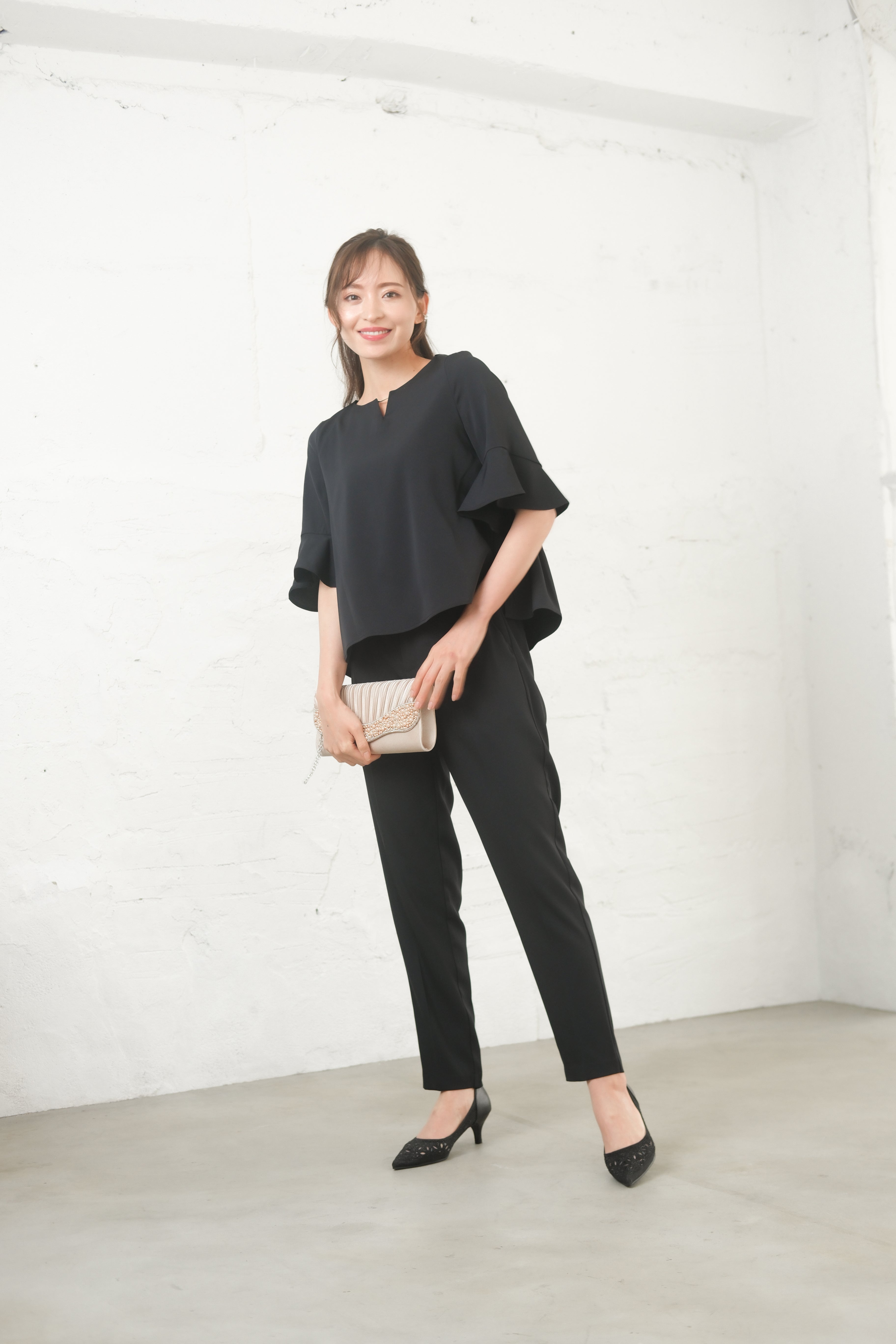 [レンタル] BELINDA DE CAPRIS パンツドレス バックレーストップス 2点セット ネイビーの宅配レンタル - 5