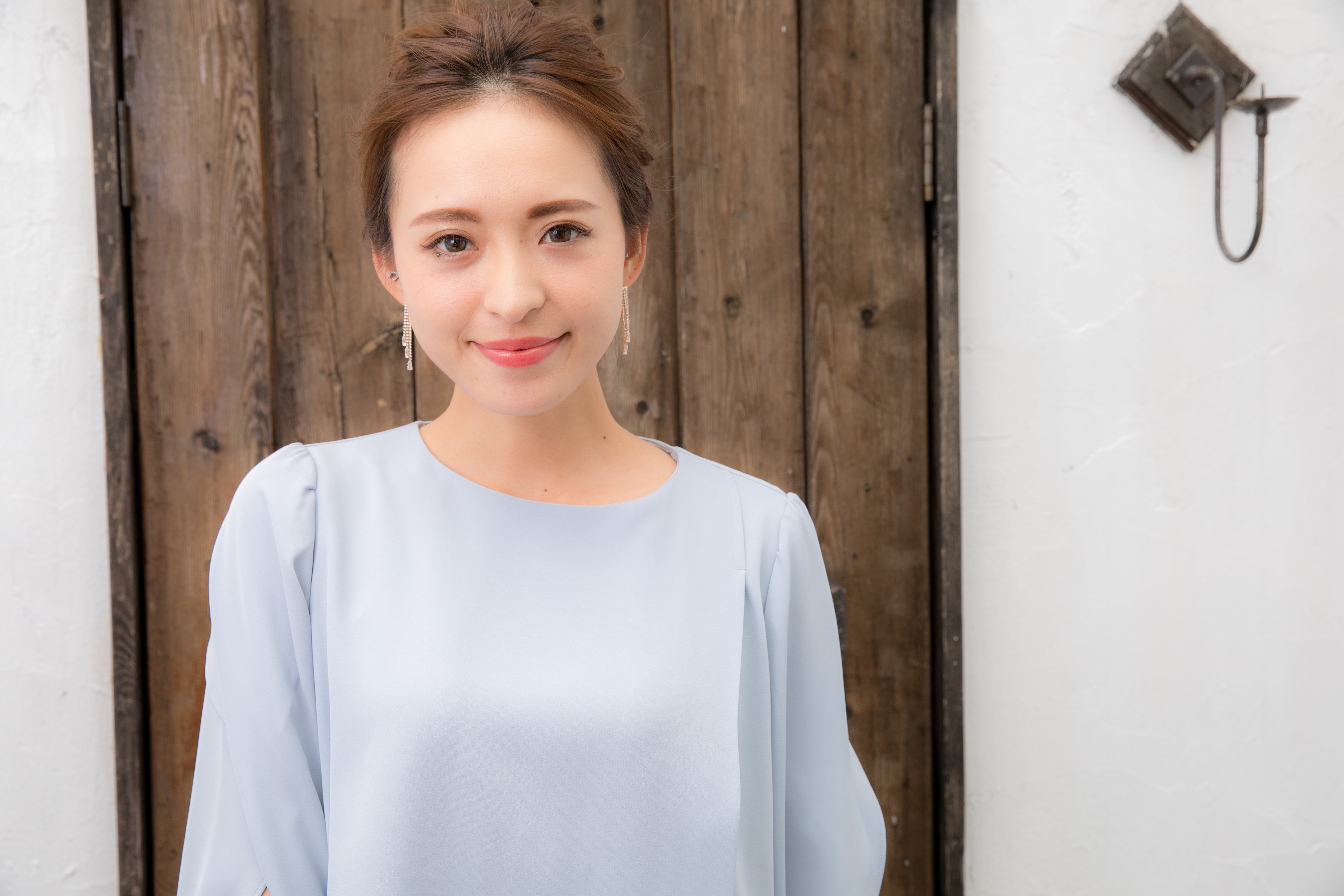 [レンタル] BELINDA DE CAPRIS チューリップスリーブ セットアップ パンツドレス グレー×ブラックの宅配レンタル - 19