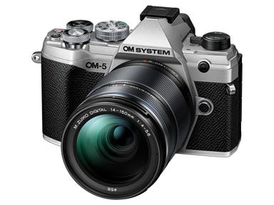 OM SYSTEM OM-5 ＆ 14-150mm II レンズキット シルバー ミラーレス一眼