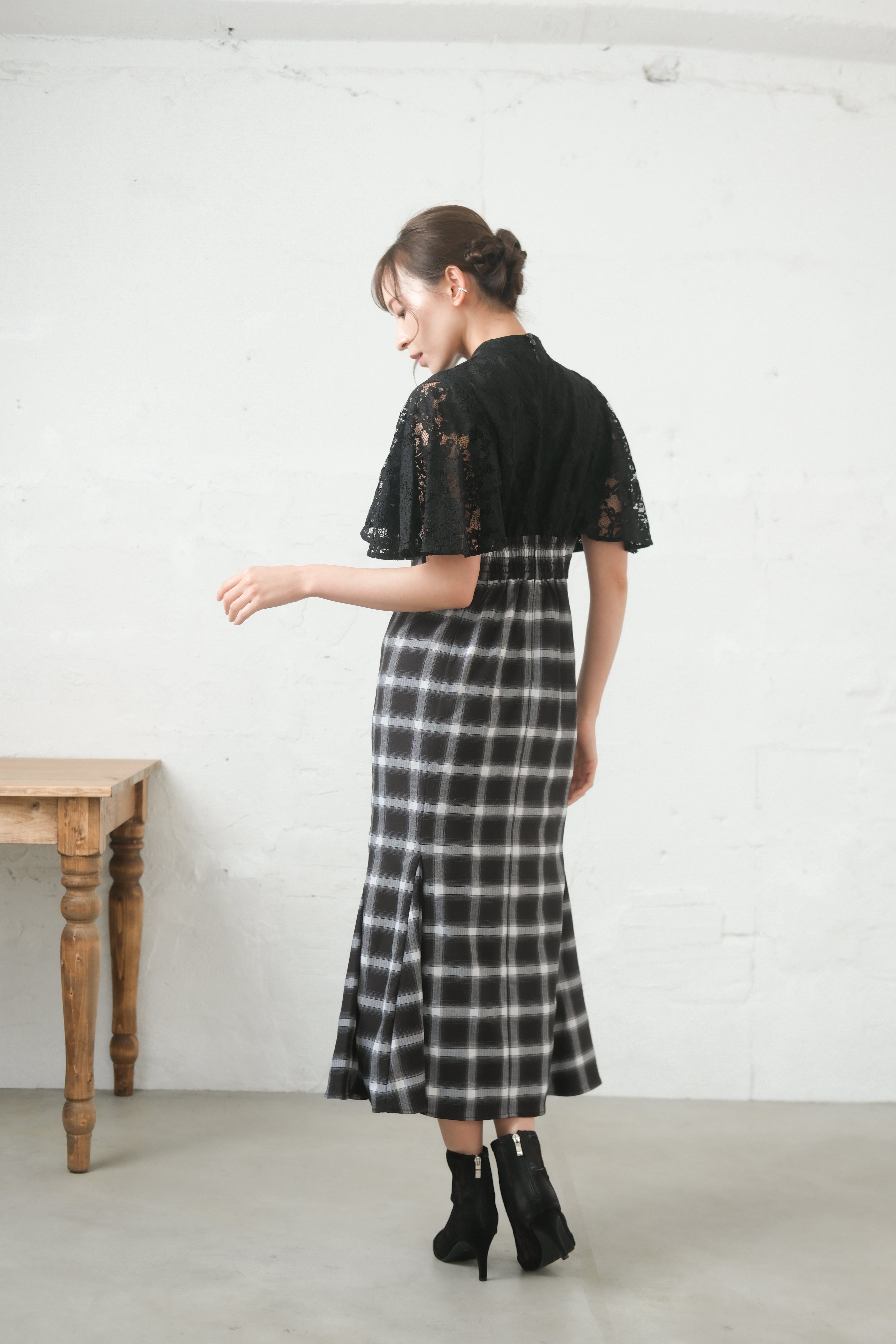 [レンタル] BELINDA DE CAPRIS レース切り替えマーメイド ワンピースドレス ブラックの宅配レンタル - 5