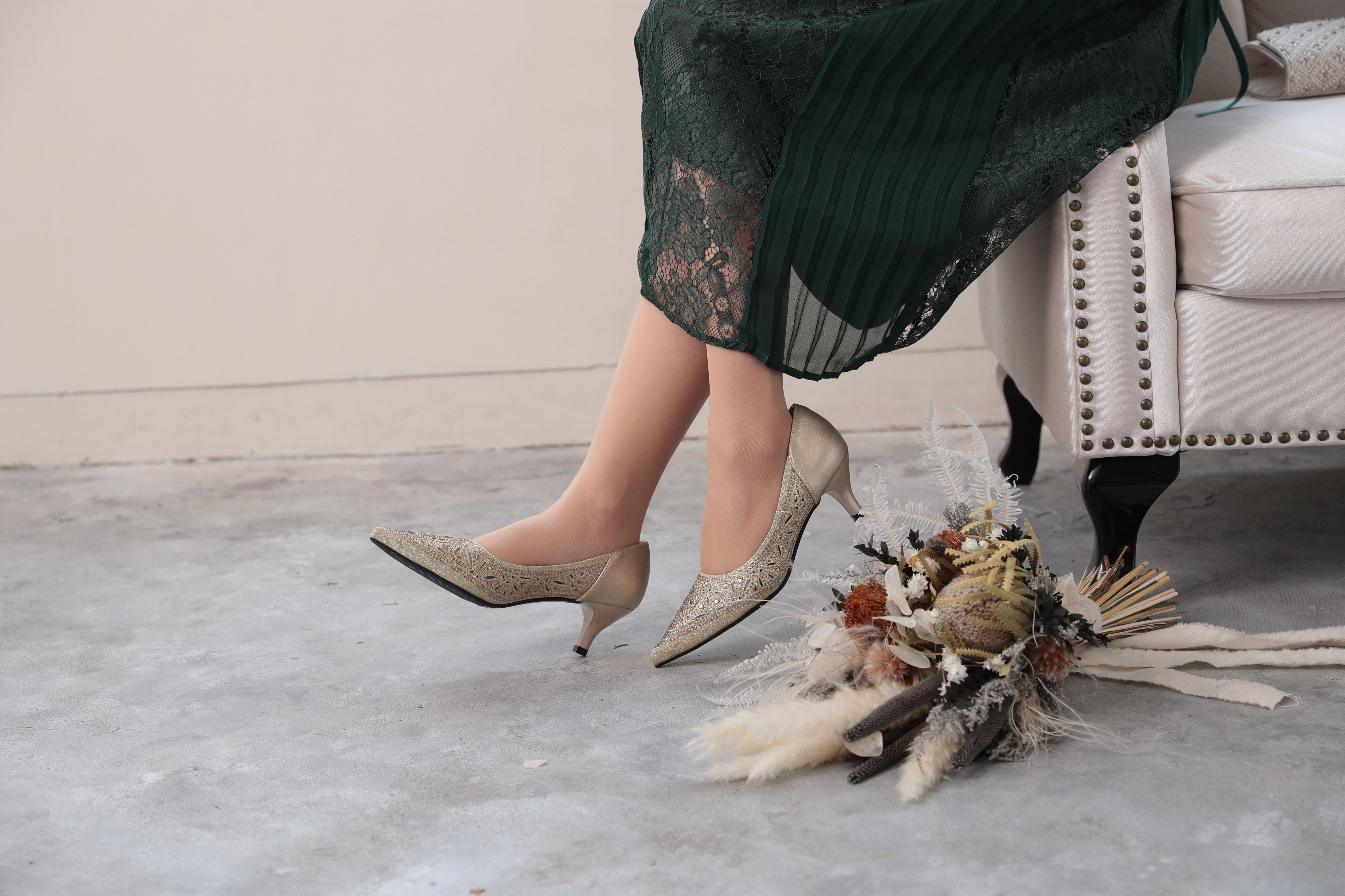 [レンタル] アートマリー 幾何学柄グリッターパンプス ゴールドの宅配レンタル - 8