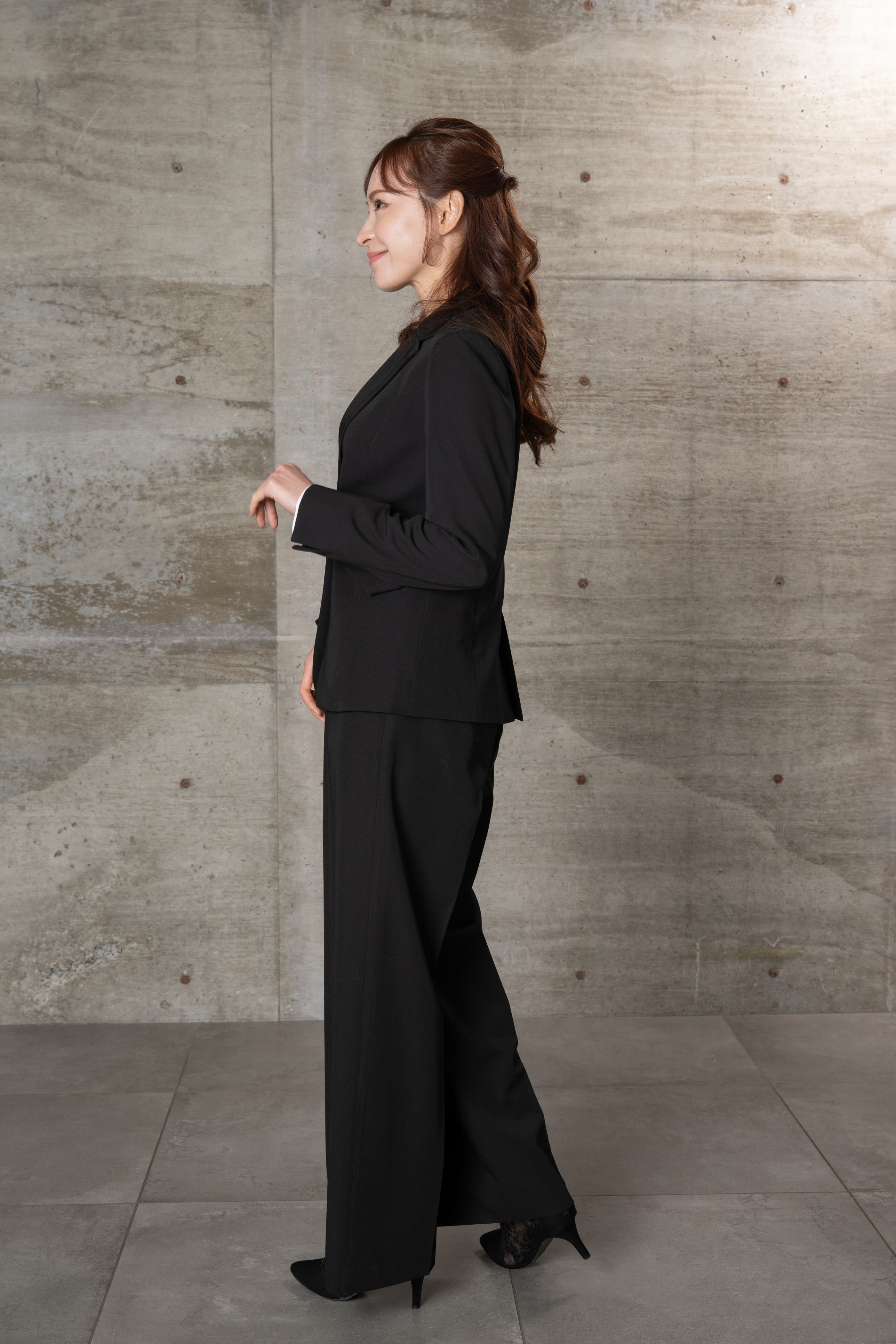 [レンタル] BELINDA DE CAPRIS テーラードジャケット ワイドパンツ2P レディーススーツの宅配レンタル - 4