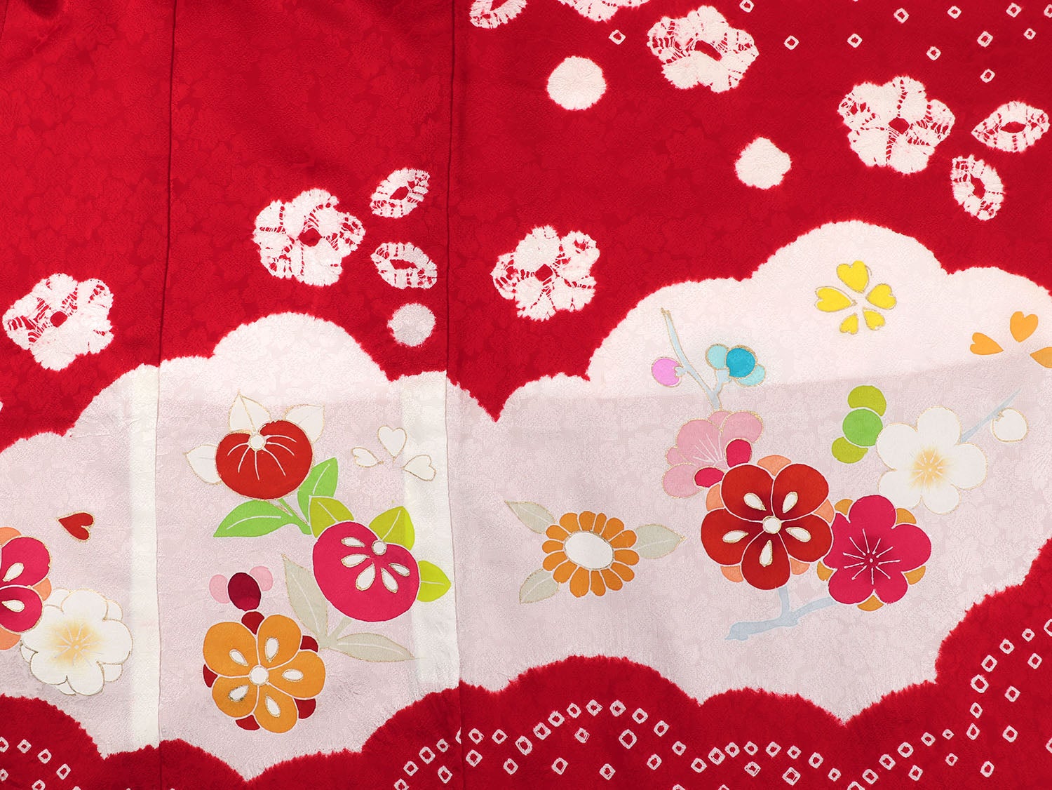 [レンタル] 女の子 お宮参り 産着 レンタル6点フルセット 正絹 鈴に雲取りに梅 赤色の宅配レンタル - 5