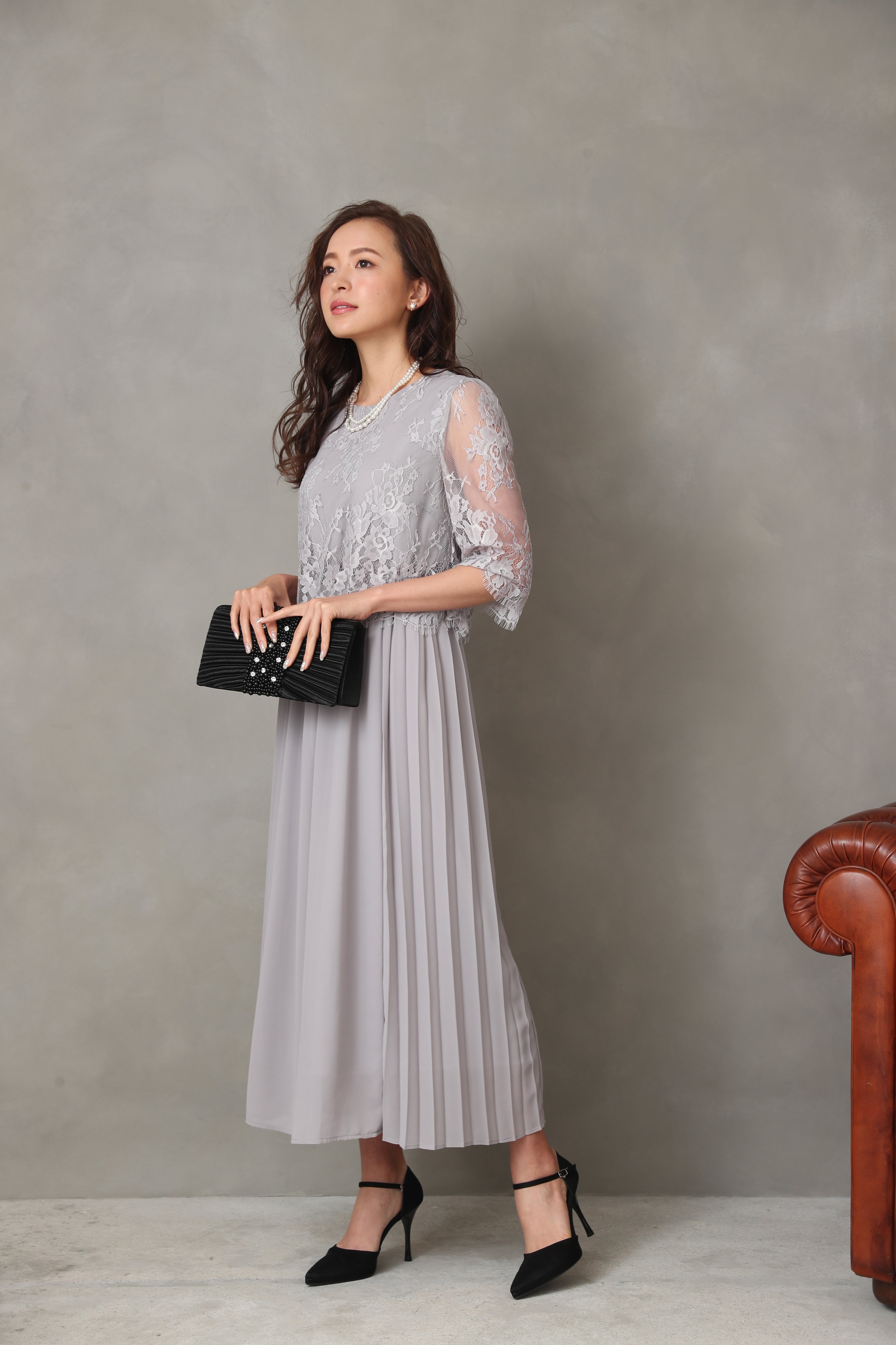 [レンタル] BELINDA DE CAPRIS サイドプリーツ レーススリーブ ワンピースドレス グレーの宅配レンタル - 14