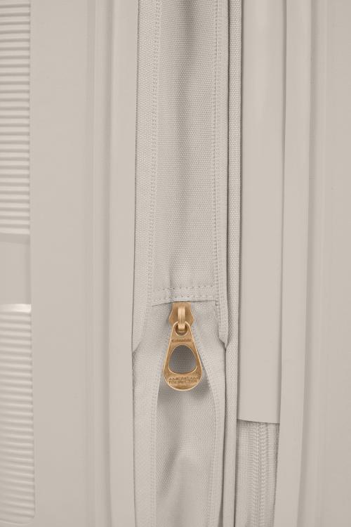 [レンタル] [1-3泊向けサイズ]アメリカンツーリスター インスタゴン スピナー55EXP 35L/拡張時42Lハード スーツケースの宅配レンタル - 25