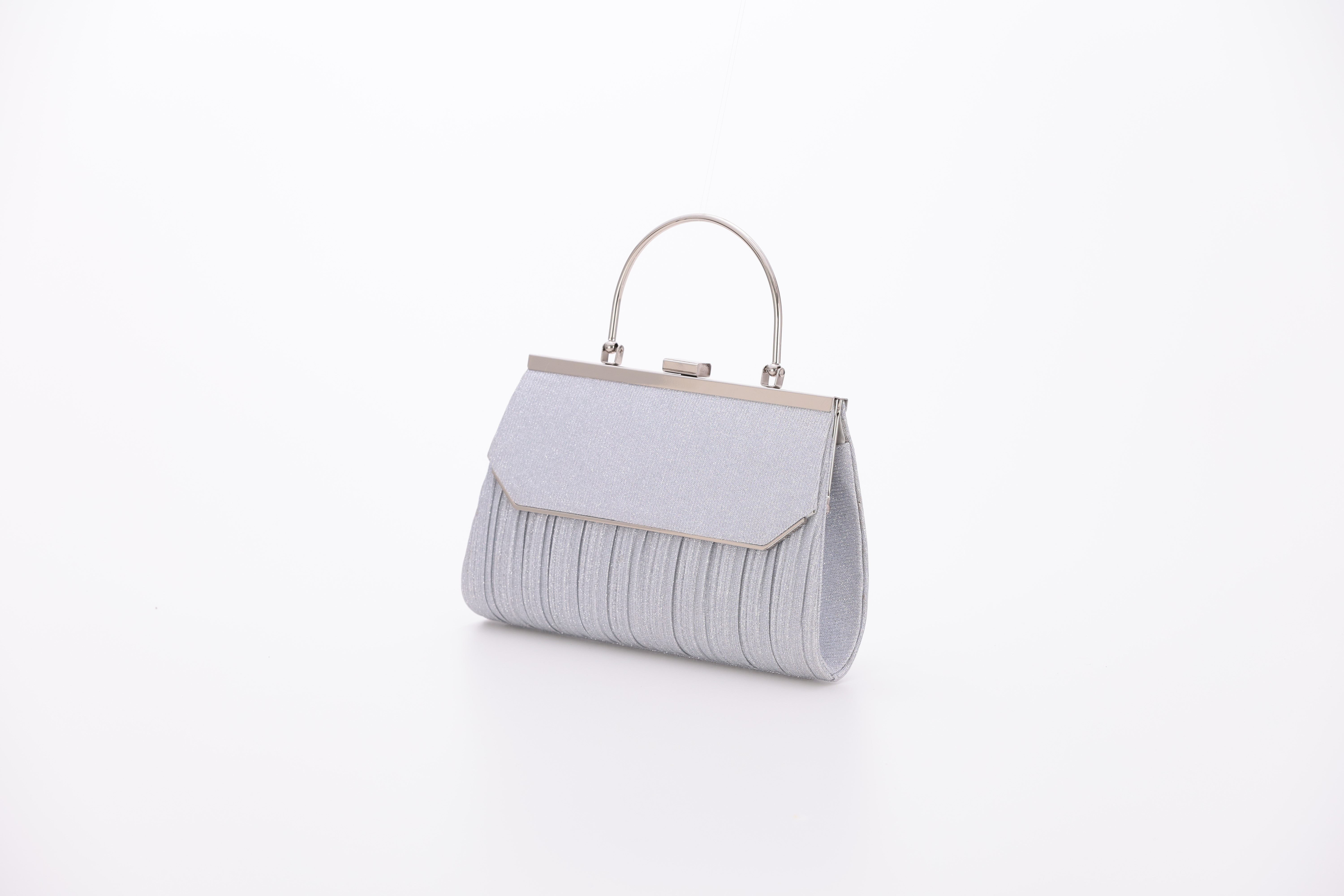 [レンタル] アートマリー ラメプリーツハンドル付きパーティーバッグ シルバーの宅配レンタル - 3