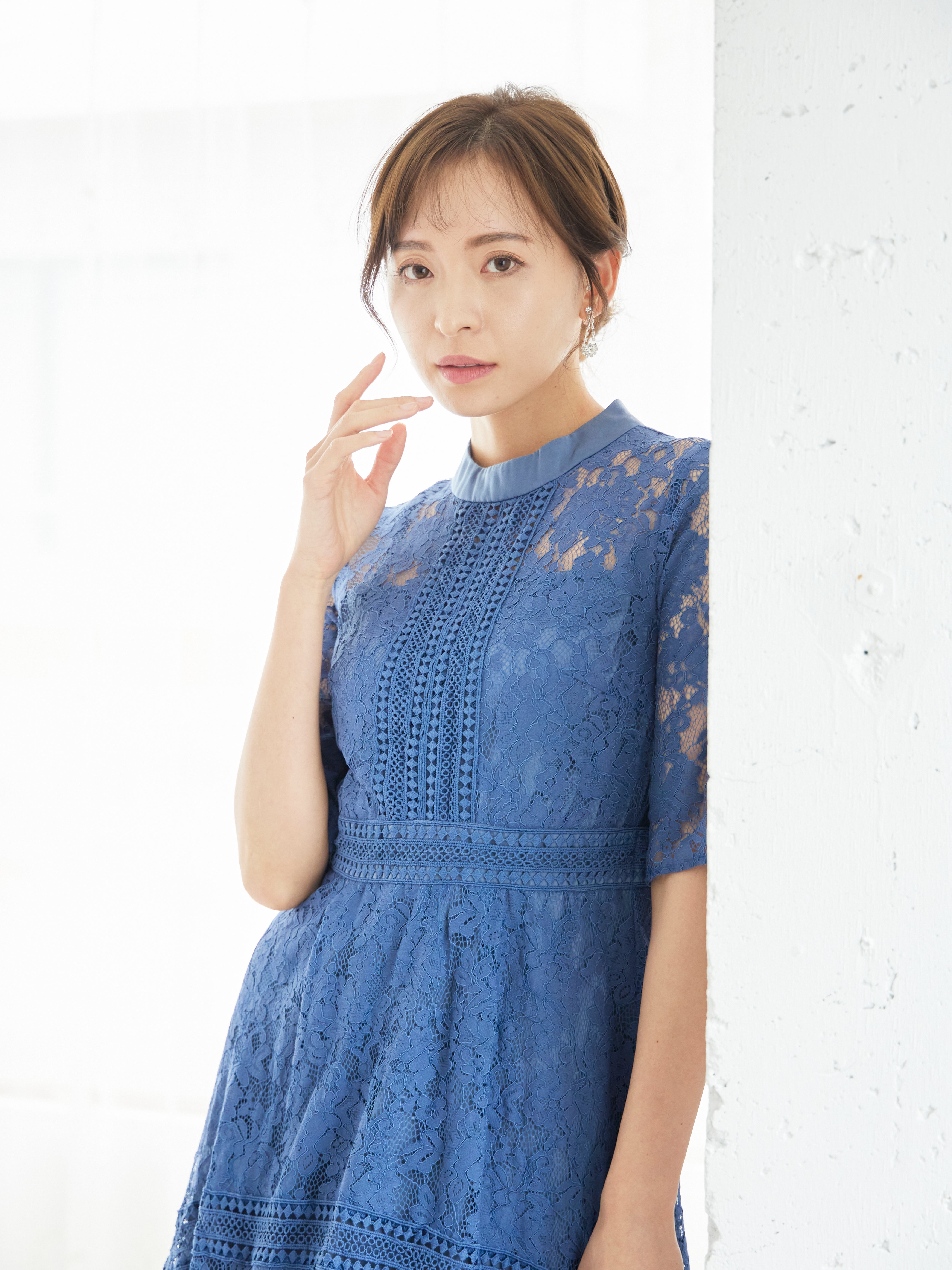 [レンタル] BELINDA DE CAPRIS ケミカルレース フィッシュテール ワンピースドレス ブルーの宅配レンタル - 10