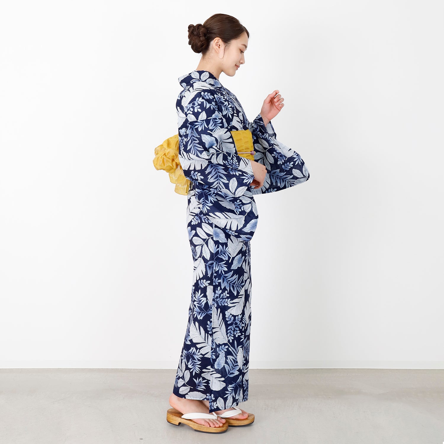 [レンタル] [2025新作]SION レディース浴衣 葉模様 フリーサイズの宅配レンタル - 4