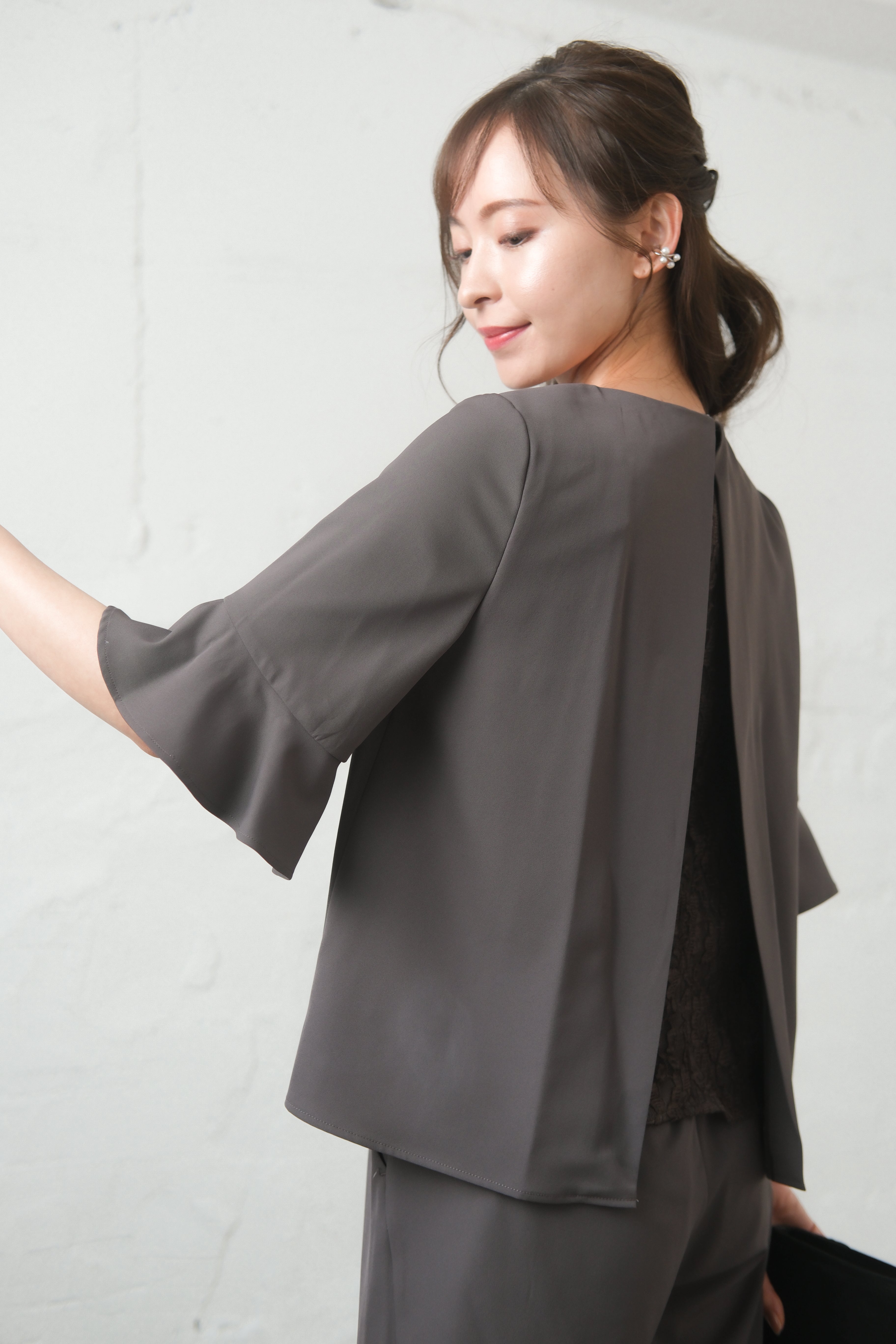 [レンタル] BELINDA DE CAPRIS パンツドレス バックレーストップス 2点セット モカの宅配レンタル - 9