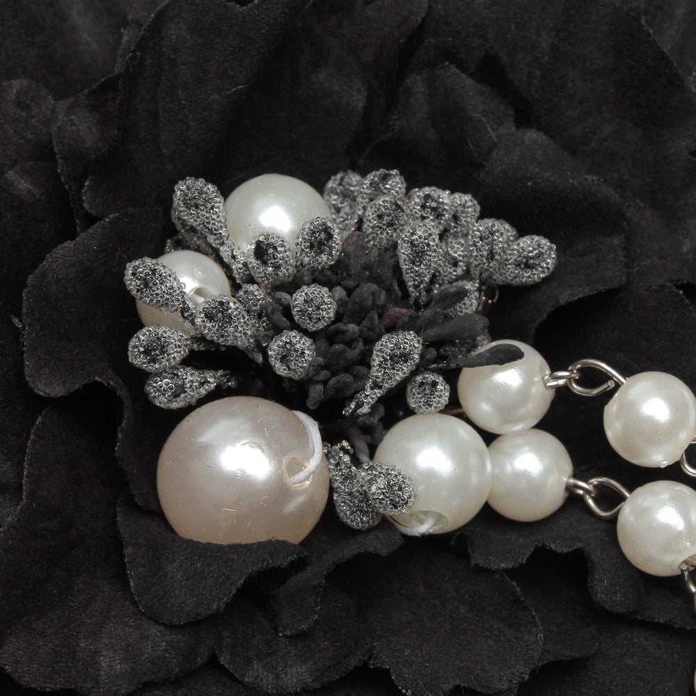 [レンタル] レディース フラワーモチーフ＆艶やかパール コサージュ ブラック