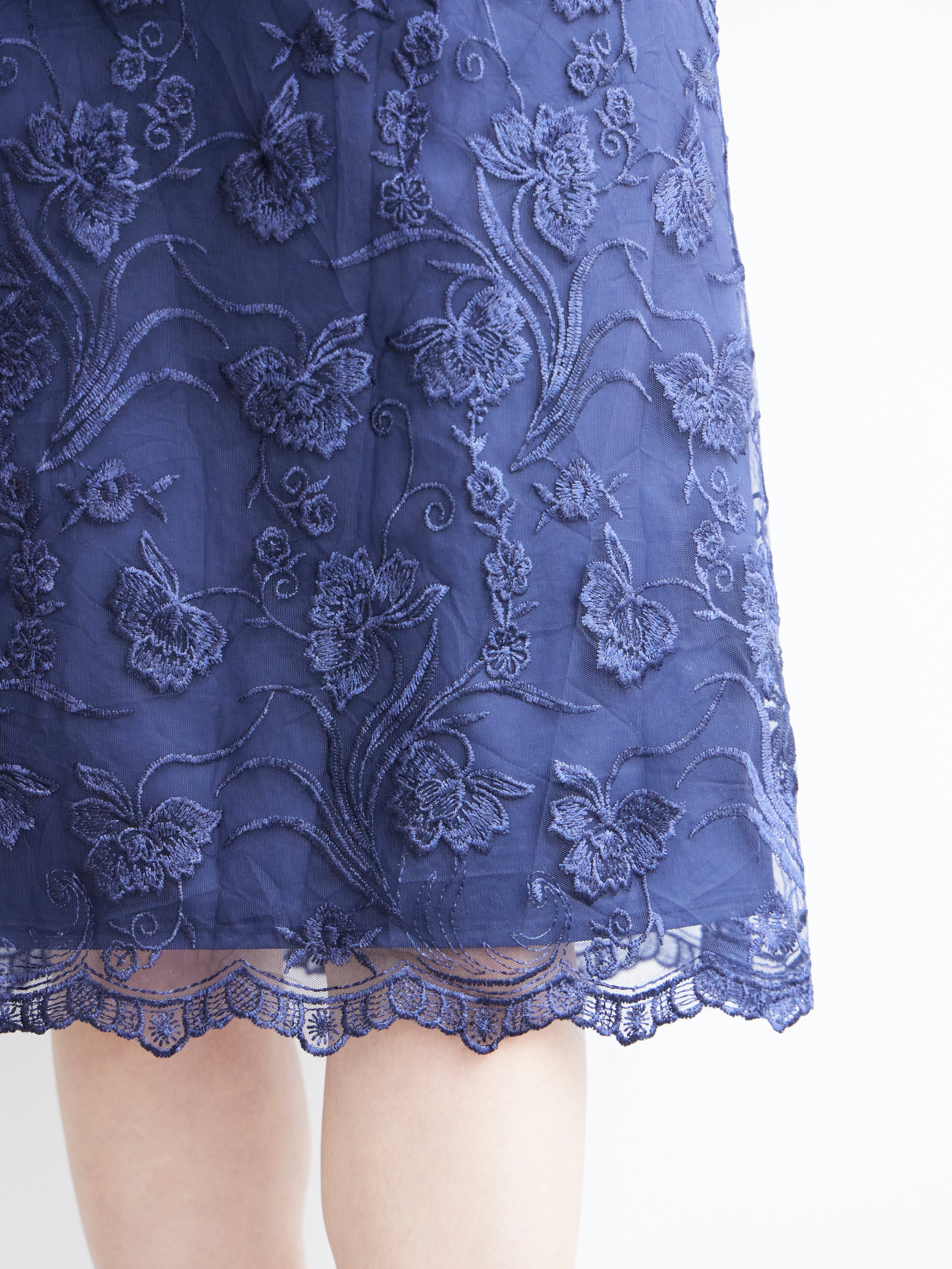 [レンタル] BELINDA DE CAPRIS 刺繍2枚袖 ワンピースドレス ネイビーの宅配レンタル - 8