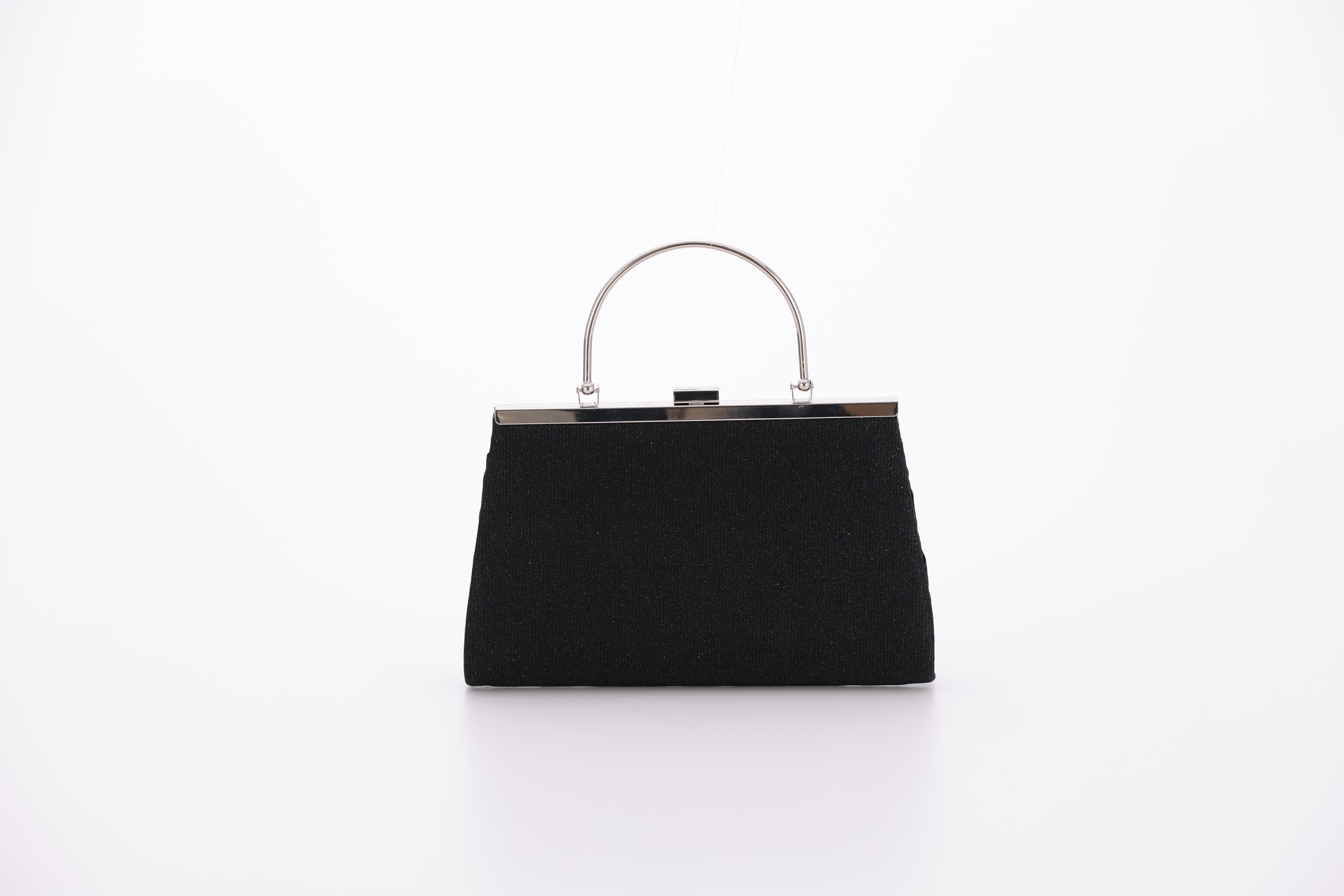 [レンタル] アートマリー メタルハンドルラメプリーツパーティーバッグ ブラックの宅配レンタル - 2