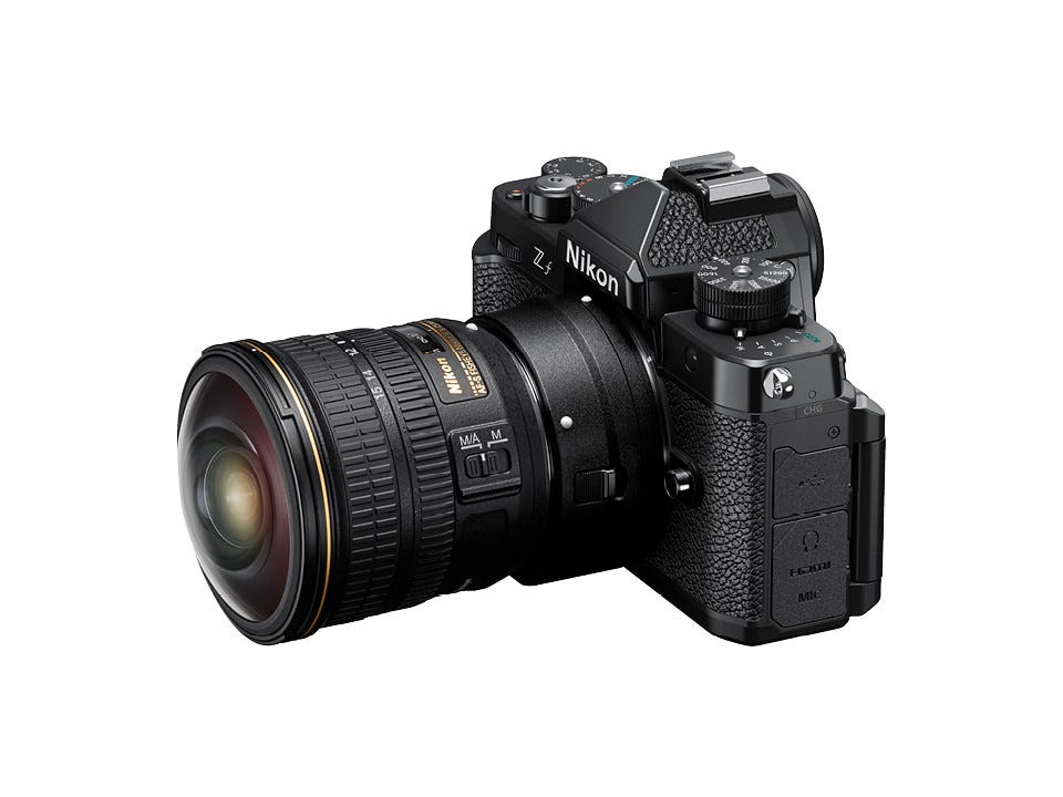 [レンタル] ニコン Z f ボディ NIKKOR Z 40mm f/2 (SE) レンズキット ミラーレス一眼