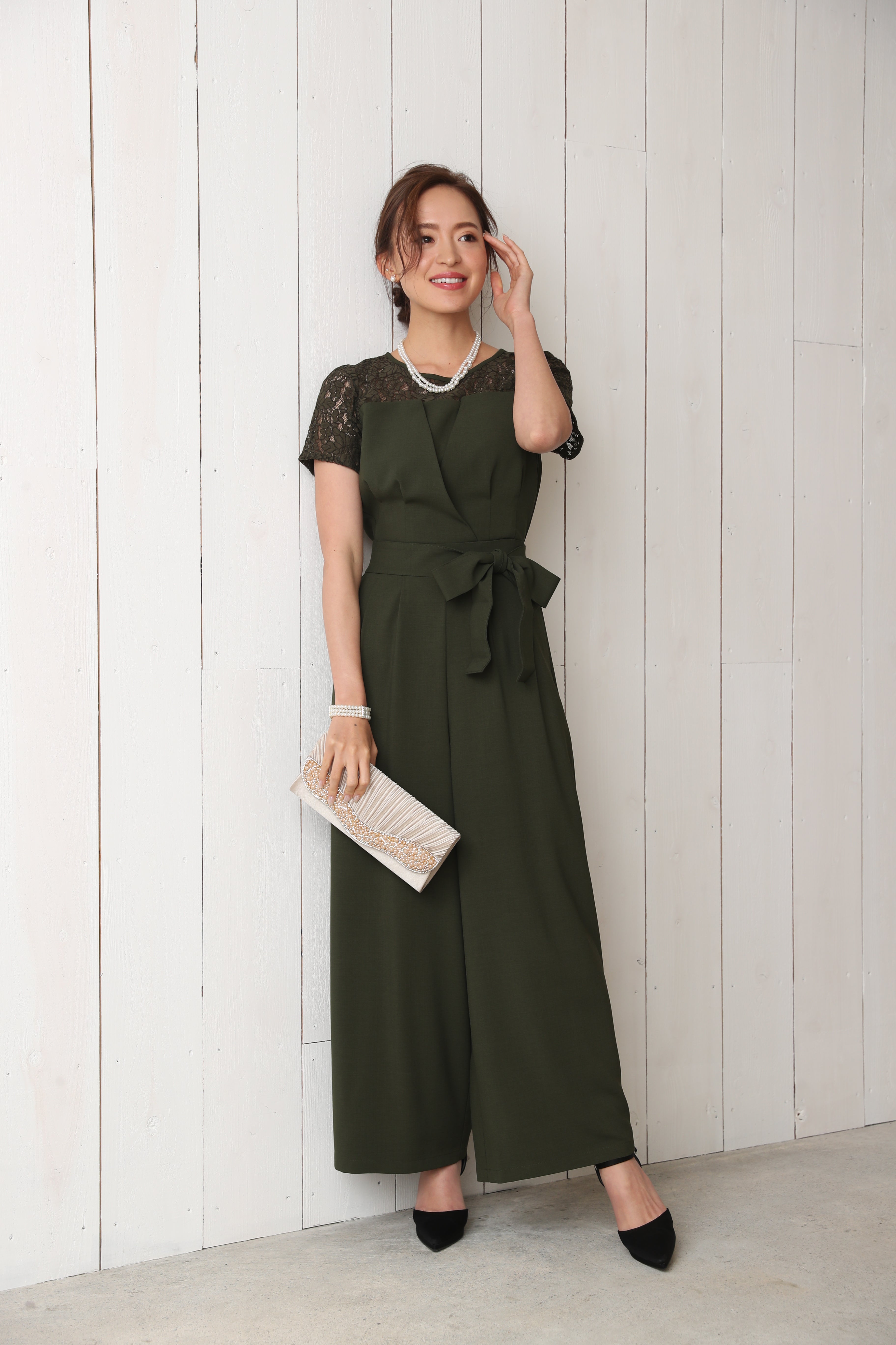 [レンタル] BELINDA DE CAPRIS 袖付きタックテーパード オールインワン パンツドレス カーキの宅配レンタル - 4