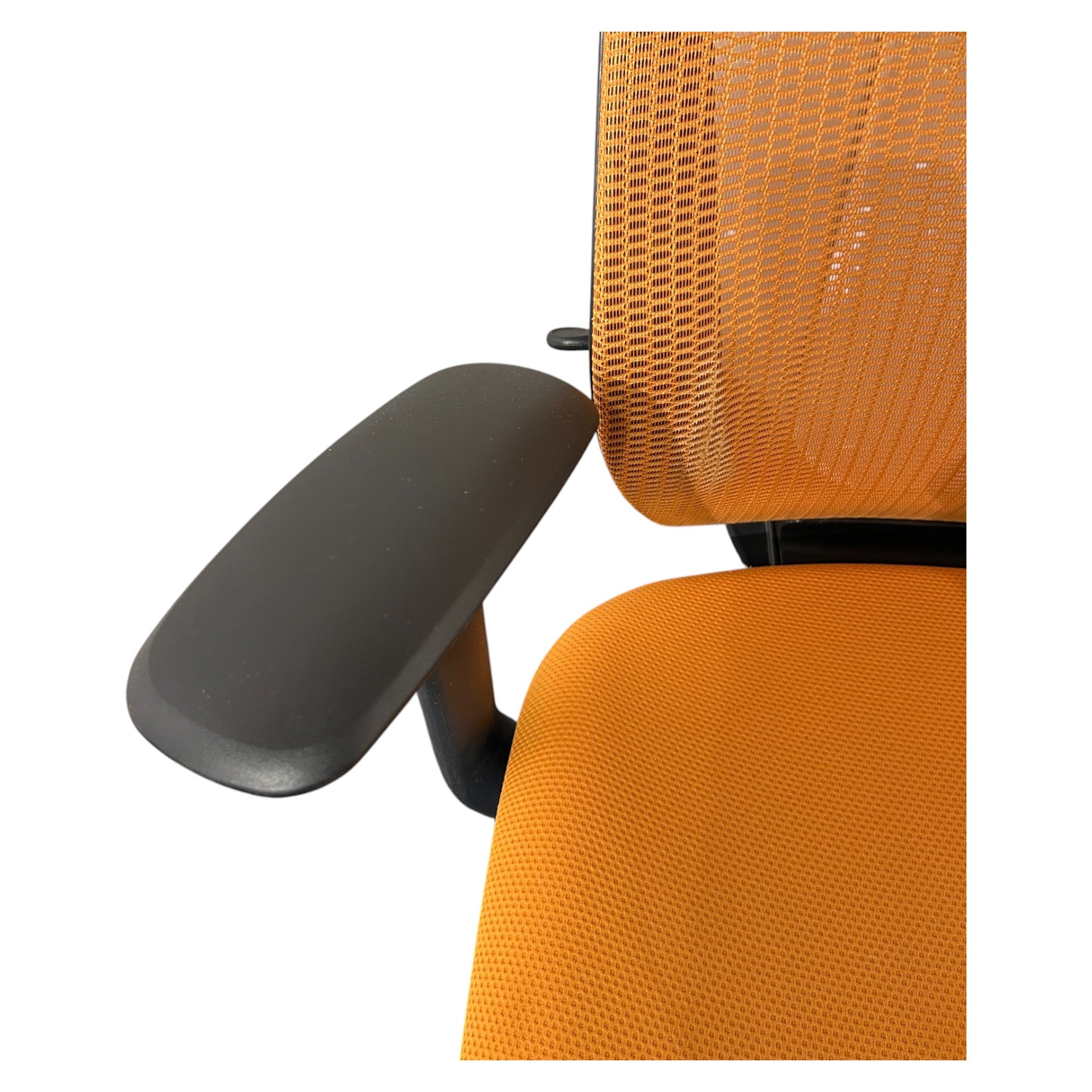 [レンタル] オカムラ オフィスチェア シルフィー ハイバック 可動肘 ハンガー オレンジ ブラック ポリッシュ C686BR-FMR8 - 7