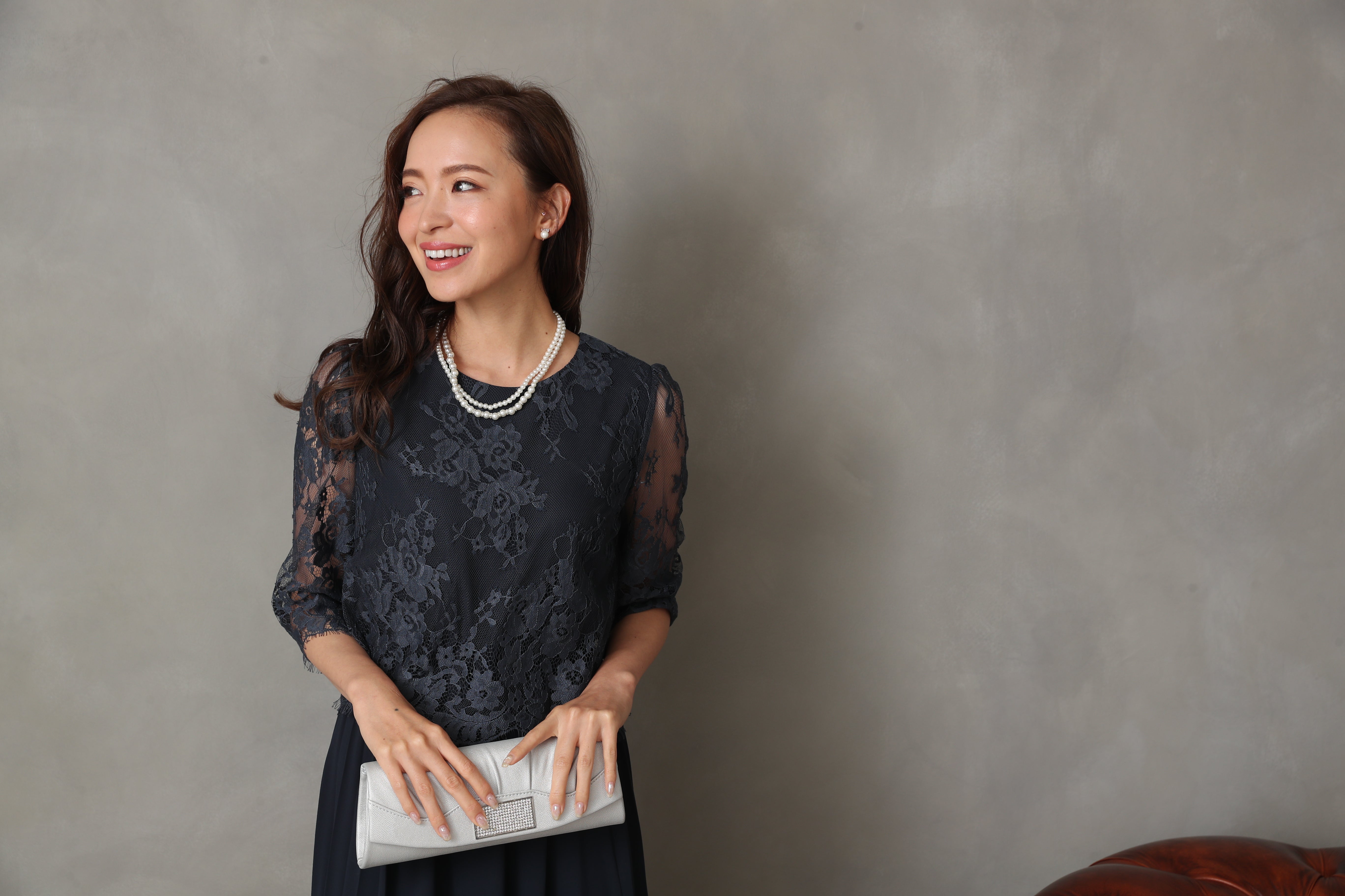 [レンタル] BELINDA DE CAPRIS サイドプリーツ レーススリーブ ワンピースドレス ネイビーの宅配レンタル - 37