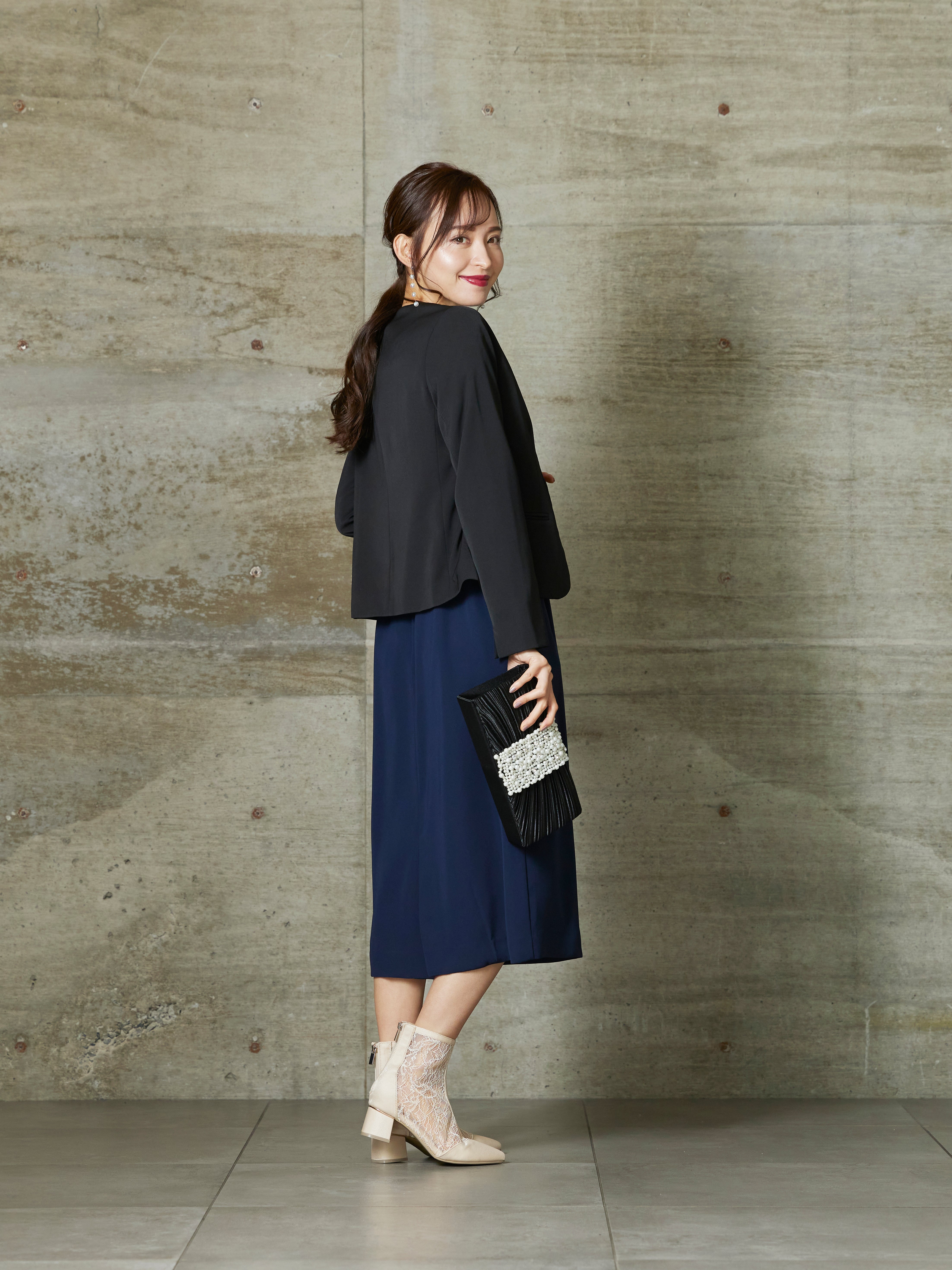 [レンタル] 【ジャケットのみ】BELINDA DE CAPRIS Vネック ボレロジャケット ブラックの宅配レンタル - 3