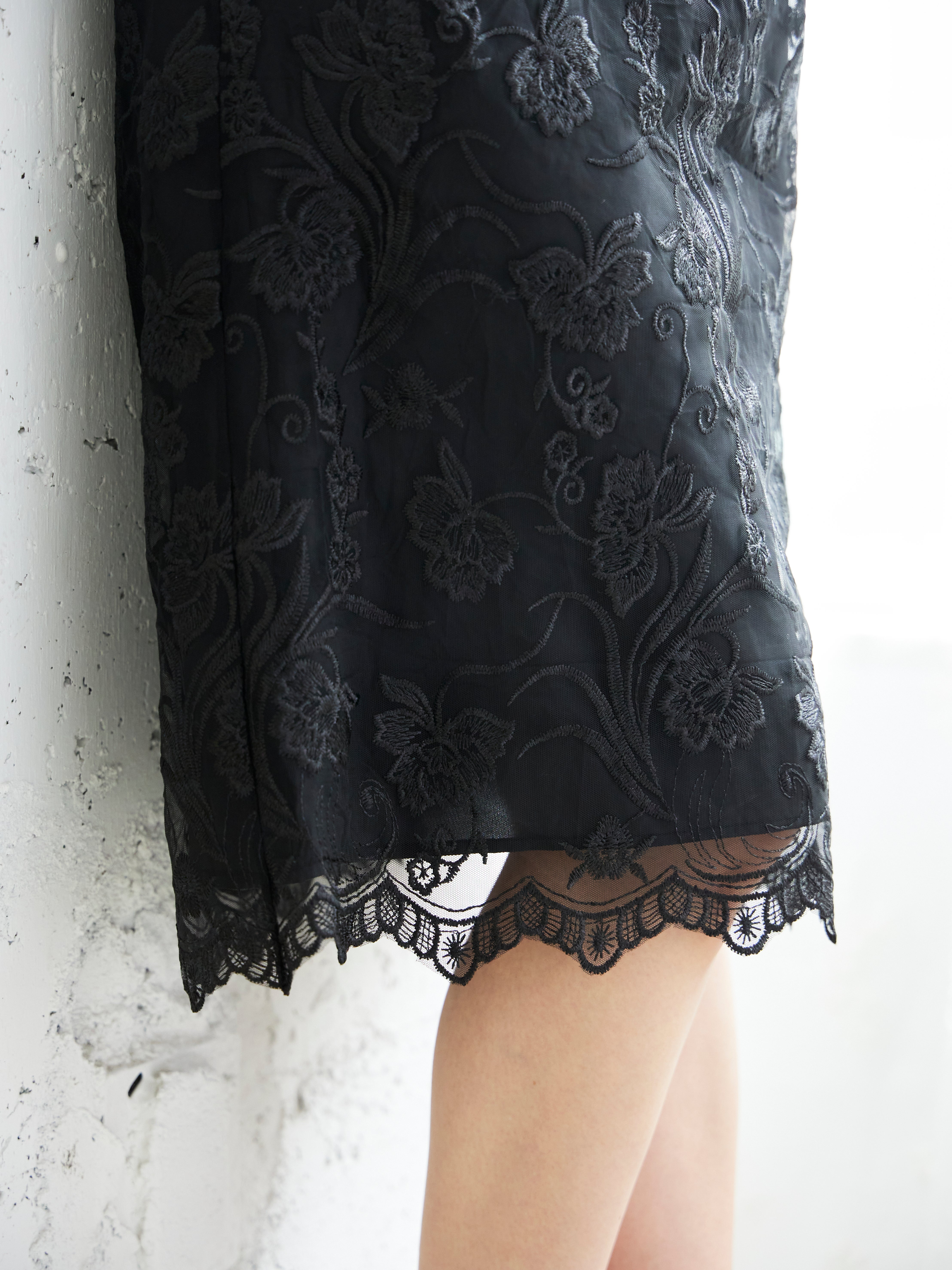 [レンタル] BELINDA DE CAPRIS 刺繍2枚袖 ワンピースドレス ブラックの宅配レンタル - 13