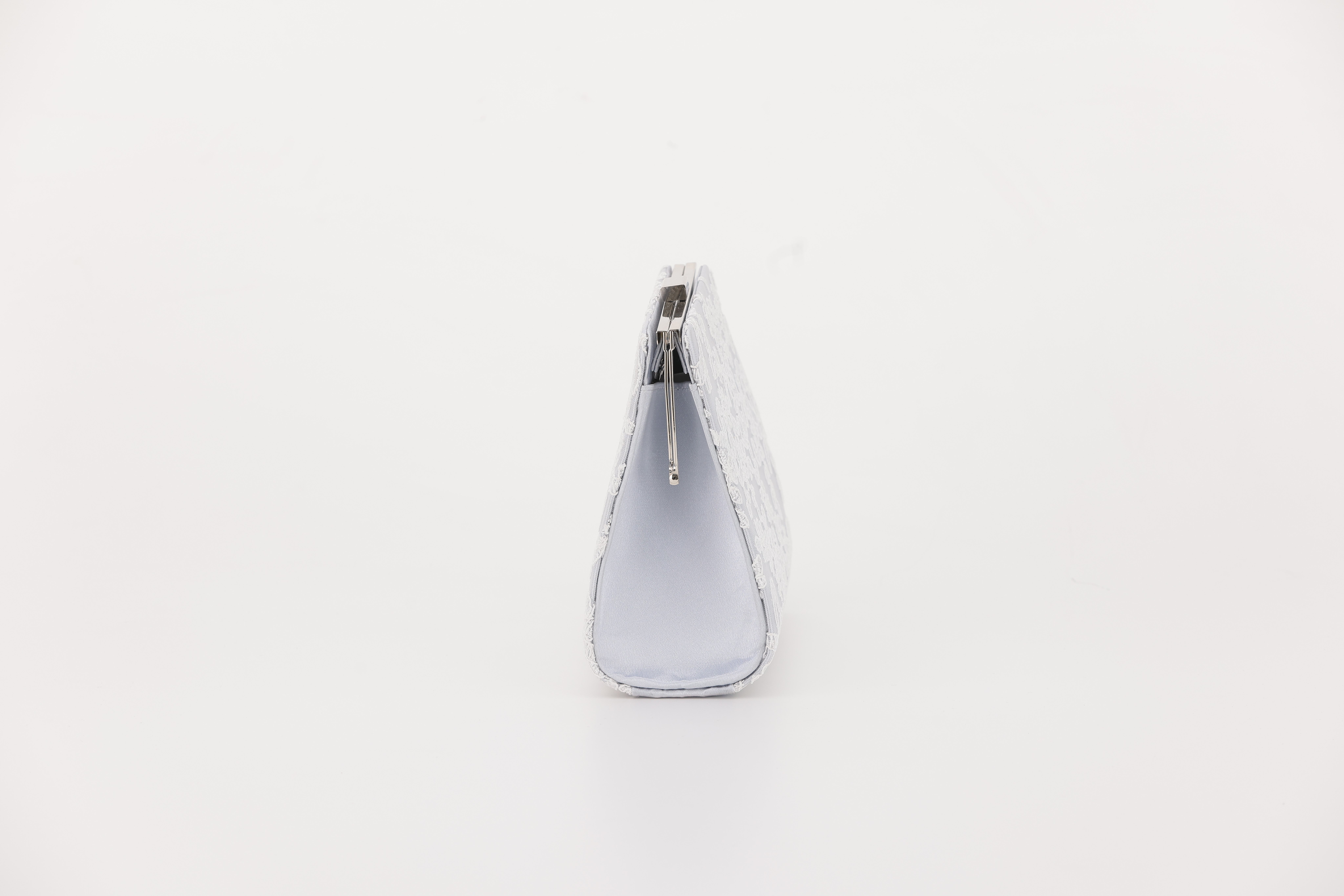 [レンタル] アートマリー 刺繍スクエアパーティーバッグ シルバーの宅配レンタル - 3