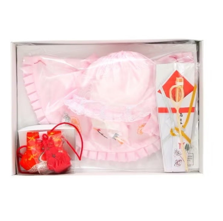 [レンタル] [手描友禅] 女の子 お宮参り 産着 手描友禅 レンタル6点フルセット 正絹 鈴に扇面 古典調の薄ピンク色に赤ぼかしの宅配レンタル - 8